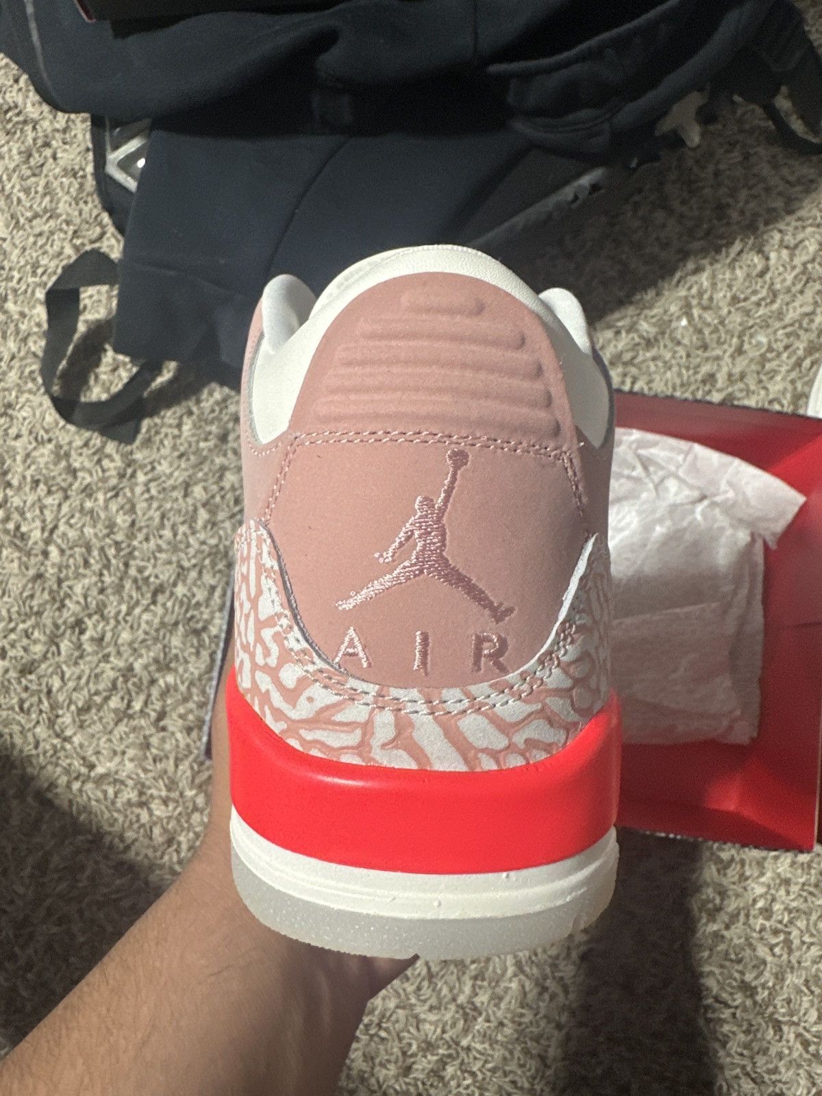 Jordan Brand Jordan 3 Retro ‘Rust Pink’ Size US 8.5 / EU 41-42 - 3 Thumbnail