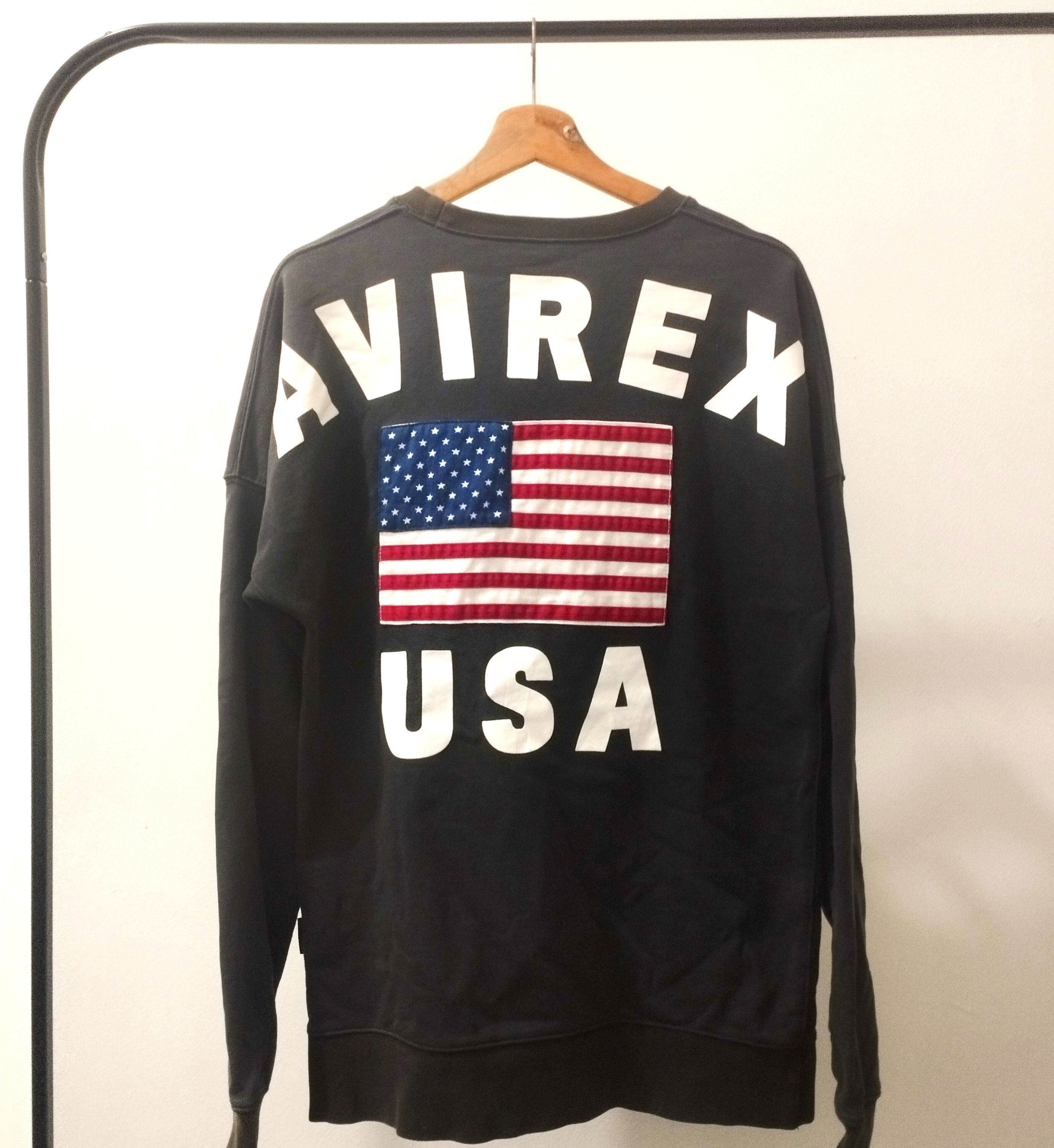 Avirex Avirex USA Crewneck Sweatshirt Embroidered American Flag Size US L / EU 52-54 / 3 - 3 Thumbnail
