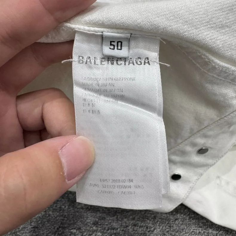 Balenciaga Balenciaga Letter Embroidered Denim Jacket Size US M / EU 48-50 / 2 - 3 Thumbnail