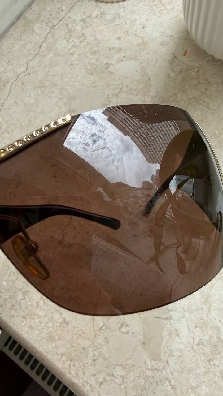 Givenchy Givenchy y2k Rhinestone Sunglasses SGV351S Size ONE SIZE - 5 Thumbnail