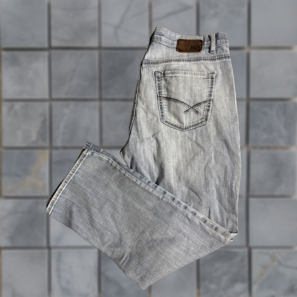 BKE BKE Tyler Straight Jeans Mens 38x32 Light Wash Blue Regular Fit Denim Pants Size US 38 / EU 54 - 1 Thumbnail