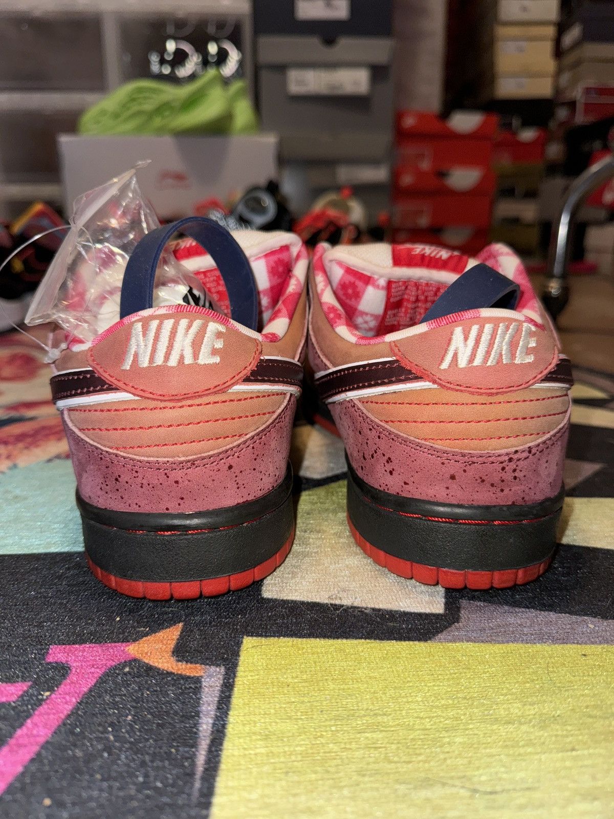 CNCPTS × Nike Nike dunk low premium SB “RED LOBSTERS” Size US 9.5 / EU 42-43 - 4 Thumbnail