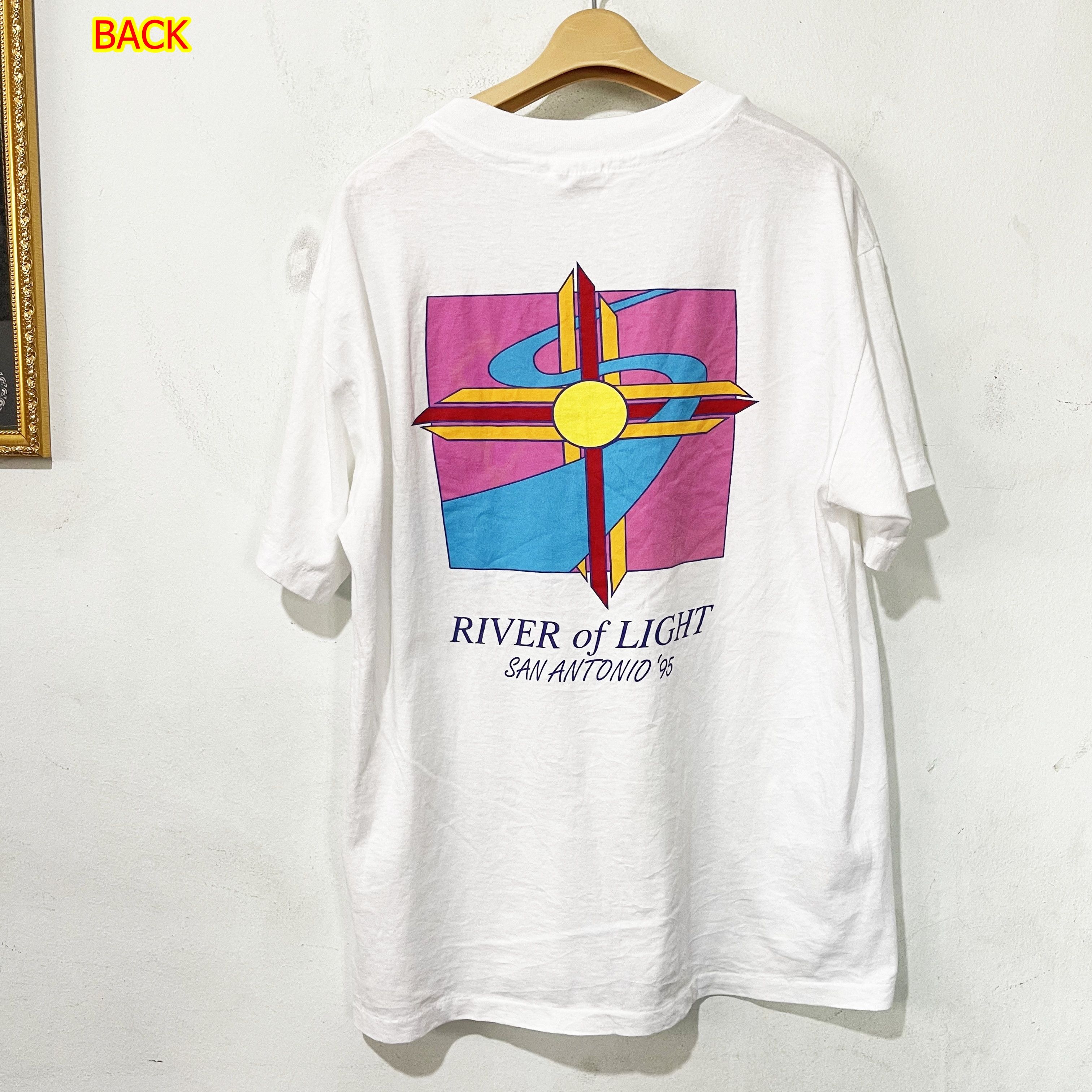 Vintage Vintage 1995 River of Light San Antonio T-Shirt Size US L / EU 52-54 / 3 - 1 Thumbnail