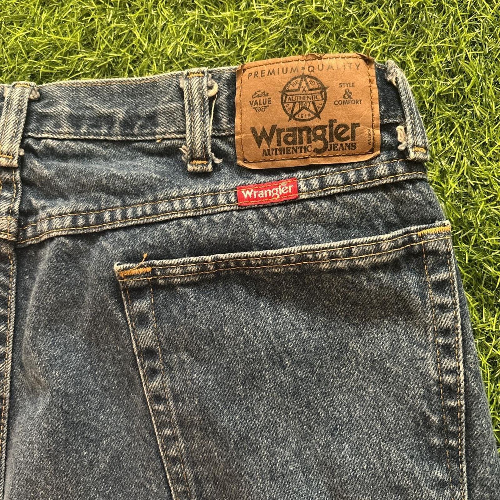 Wrangler Men's y2k Wrangler Denim Jeans Size US 38 / EU 54 - 6 Thumbnail