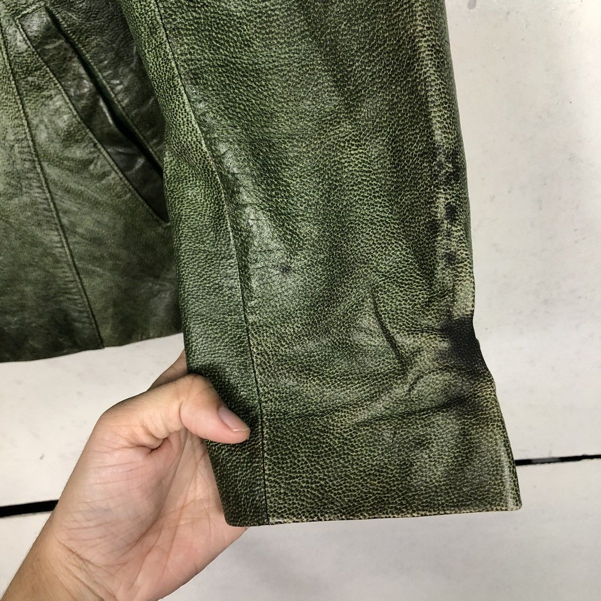 Japanese Brand 🔥VINTAGE BIKER CROPPED LEATHER JACKET BANANA REPUBLIC Size US M / EU 48-50 / 2 - 17 Thumbnail