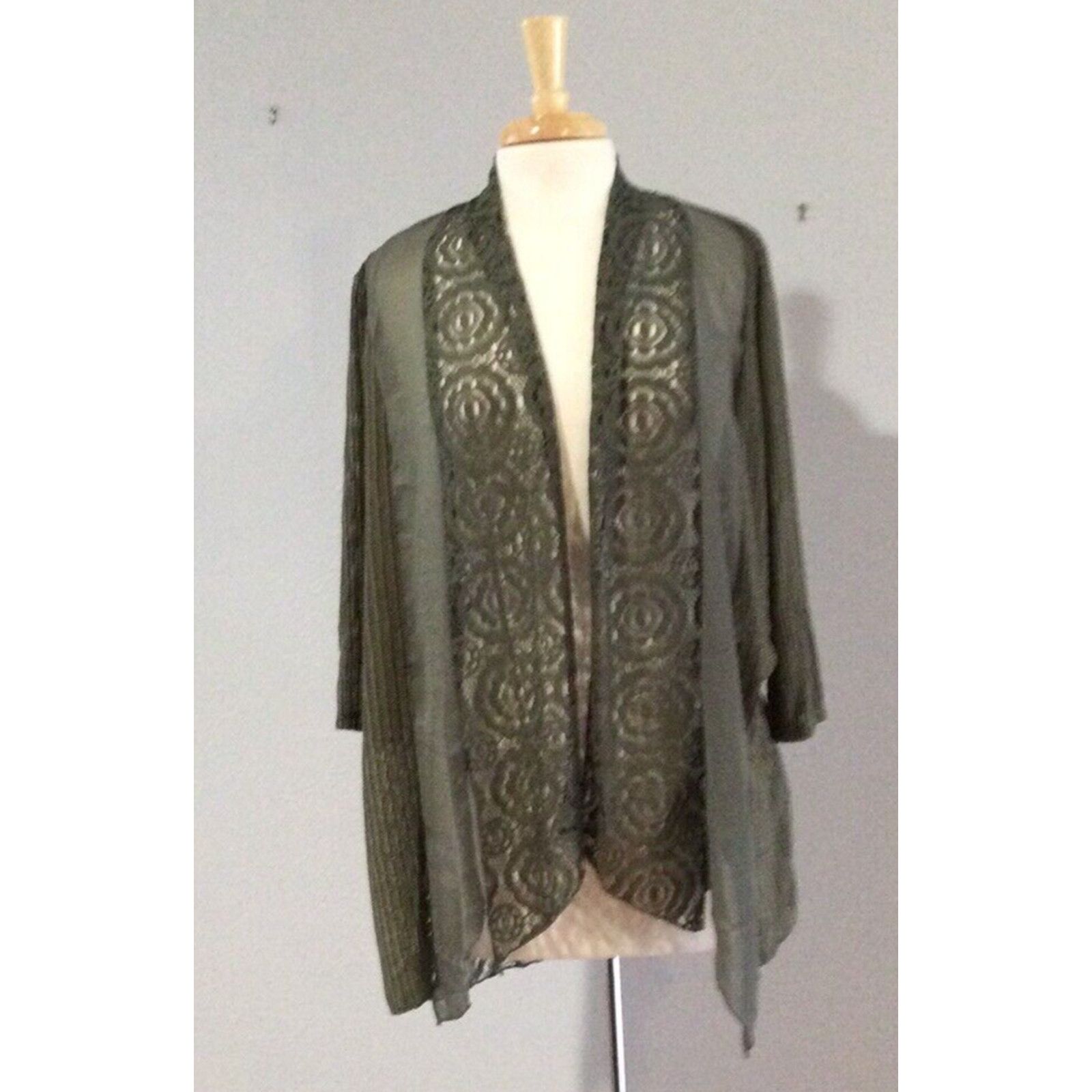 Chicos Chicos Travelers Green Crochet Jacket 3/4 Sleeve 1/M Size M / US 6-8 / IT 42-44 - 1 Thumbnail