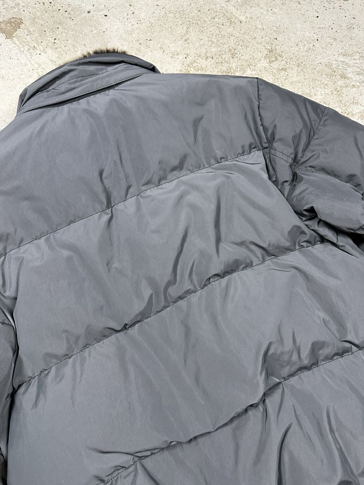 Woolrich Woolen Mills Woolrich John Rich & Bros Grey Puffer Down Jacket Fur Size US M / EU 48-50 / 2 - 13 Thumbnail