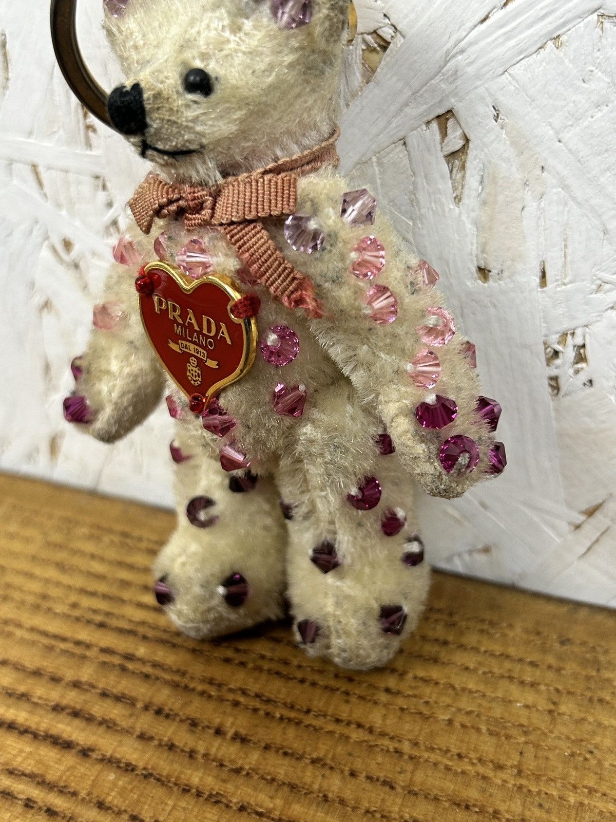Prada Vintage Prada Heart Love Bag Charm Bear Key Holder Beige Size ONE SIZE - 3 Thumbnail
