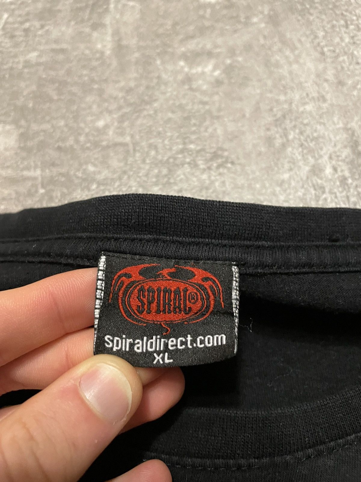 Affliction × Ed Hardy Vintage Black Metal Vampire Cross Full Print Long Sleeve Size US XL / EU 56 / 4 - 15 Thumbnail