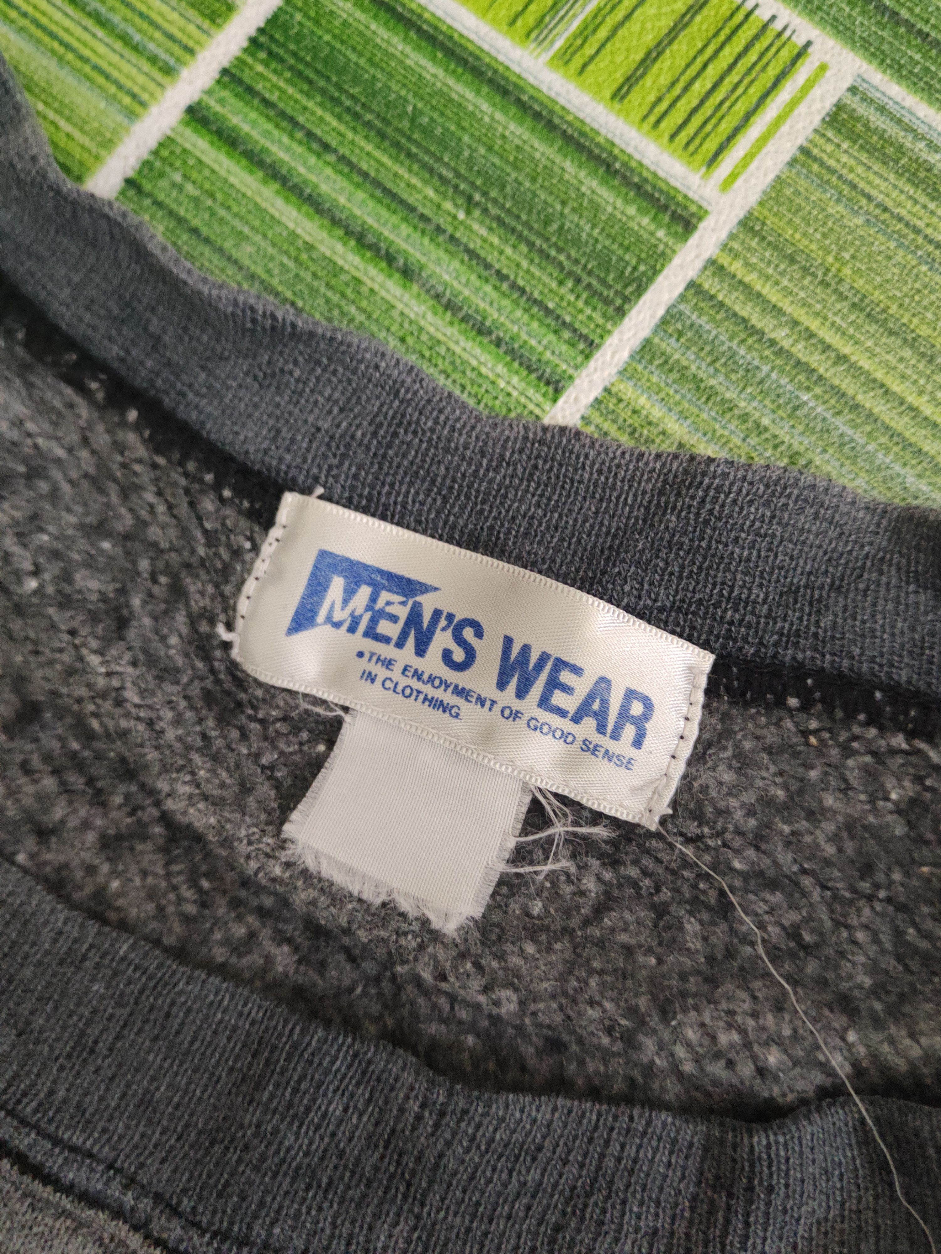 Japanese Brand Vintage & Retro Design Japanese Brand Black Gray Sweatshirt Size US L / EU 52-54 / 3 - 12 Thumbnail