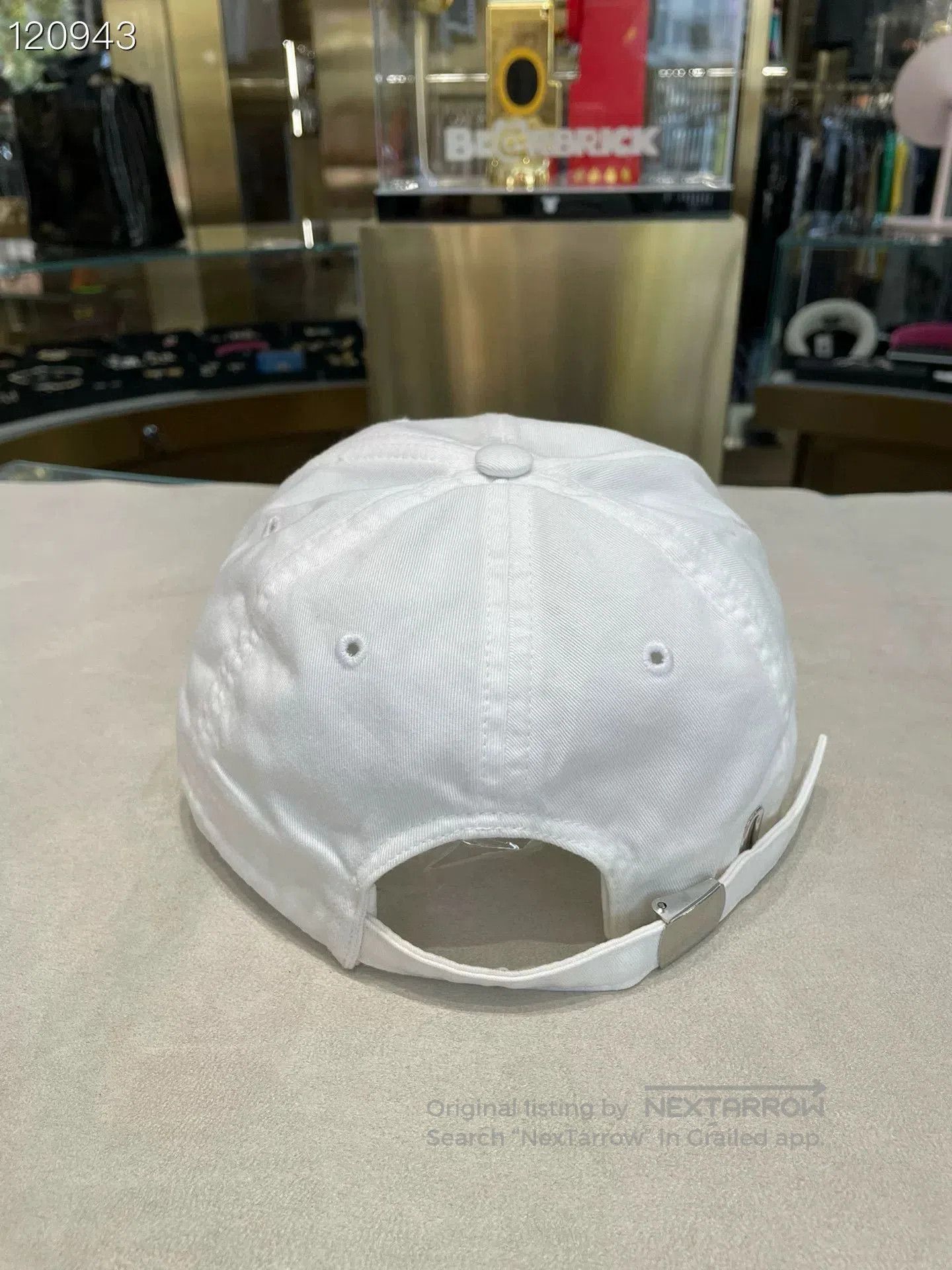 Balenciaga Balenciaga 079897H183 White Unisex Baseball Cap. Size ONE SIZE - 3 Thumbnail