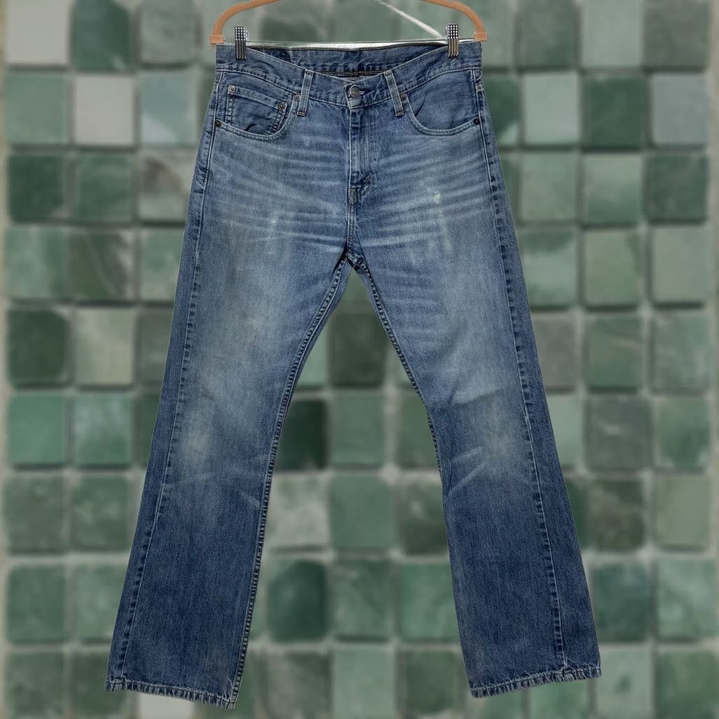 Levi's Levi's 527 Jeans Mens 32x32 Blue Medium Wash Bootcut 5-Pocket Denim Regular Waist 32 Inseam 30 Medium Rise Modern Western Style Size US 32 / EU 48 - 1 Thumbnail