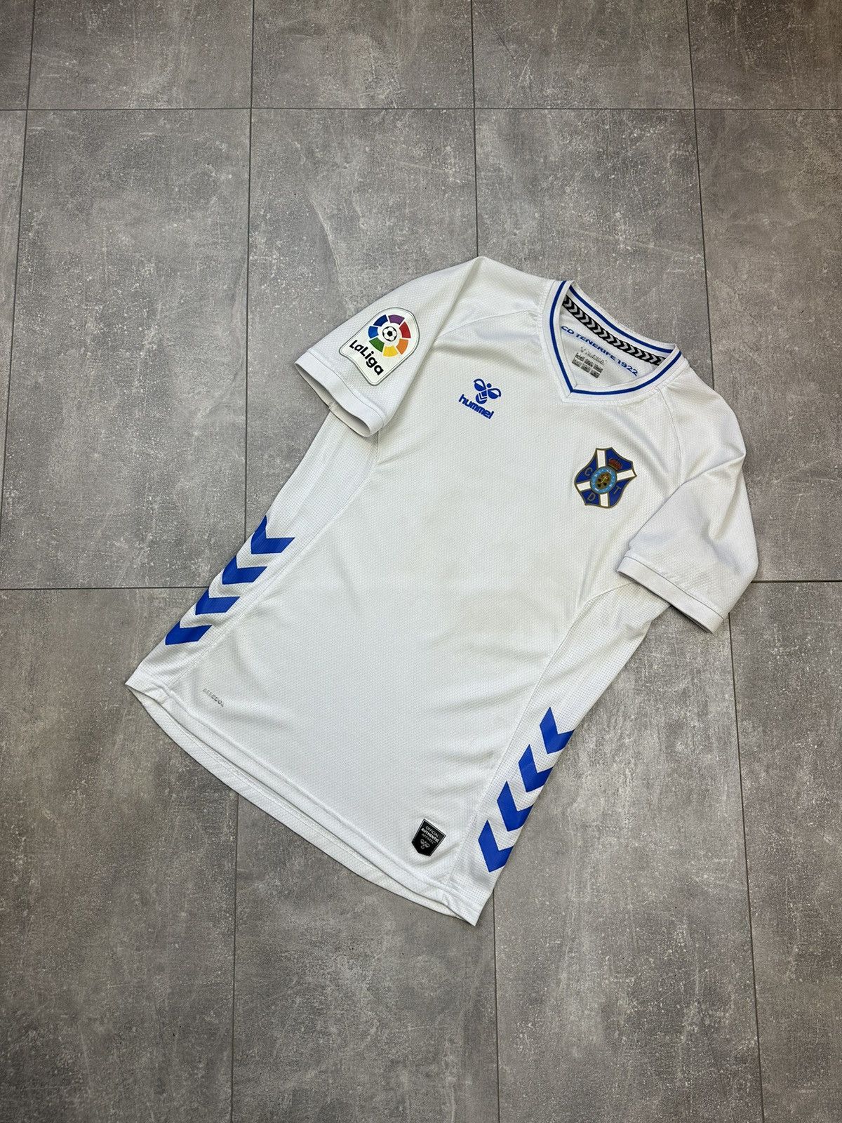 Vintage Vintage Hummel CD Tenerife LaLiga Soccer Jersey Size US S / EU 44-46 / 1 - 2 Thumbnail