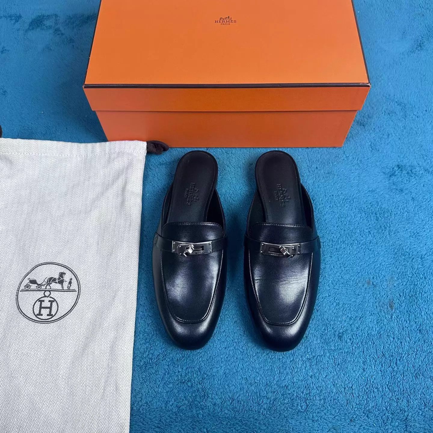 Hermes Hermès OZ Leather Mule Slipper Black Size US 4.5 / IT 34.5 - 1 Thumbnail