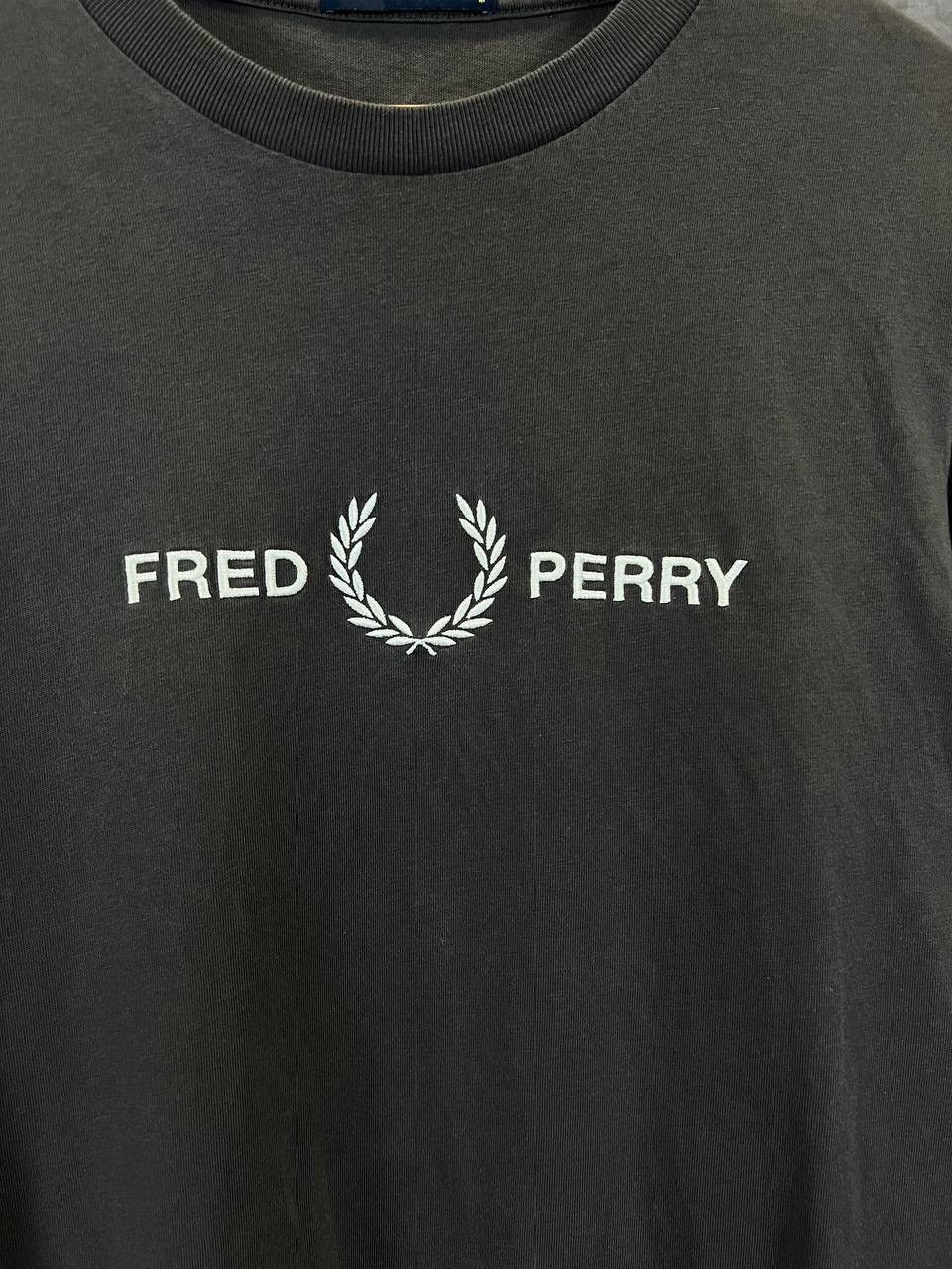 Fred Perry Fred Perry casual designer center logo longsleeve Size US M / EU 48-50 / 2 - 3 Thumbnail