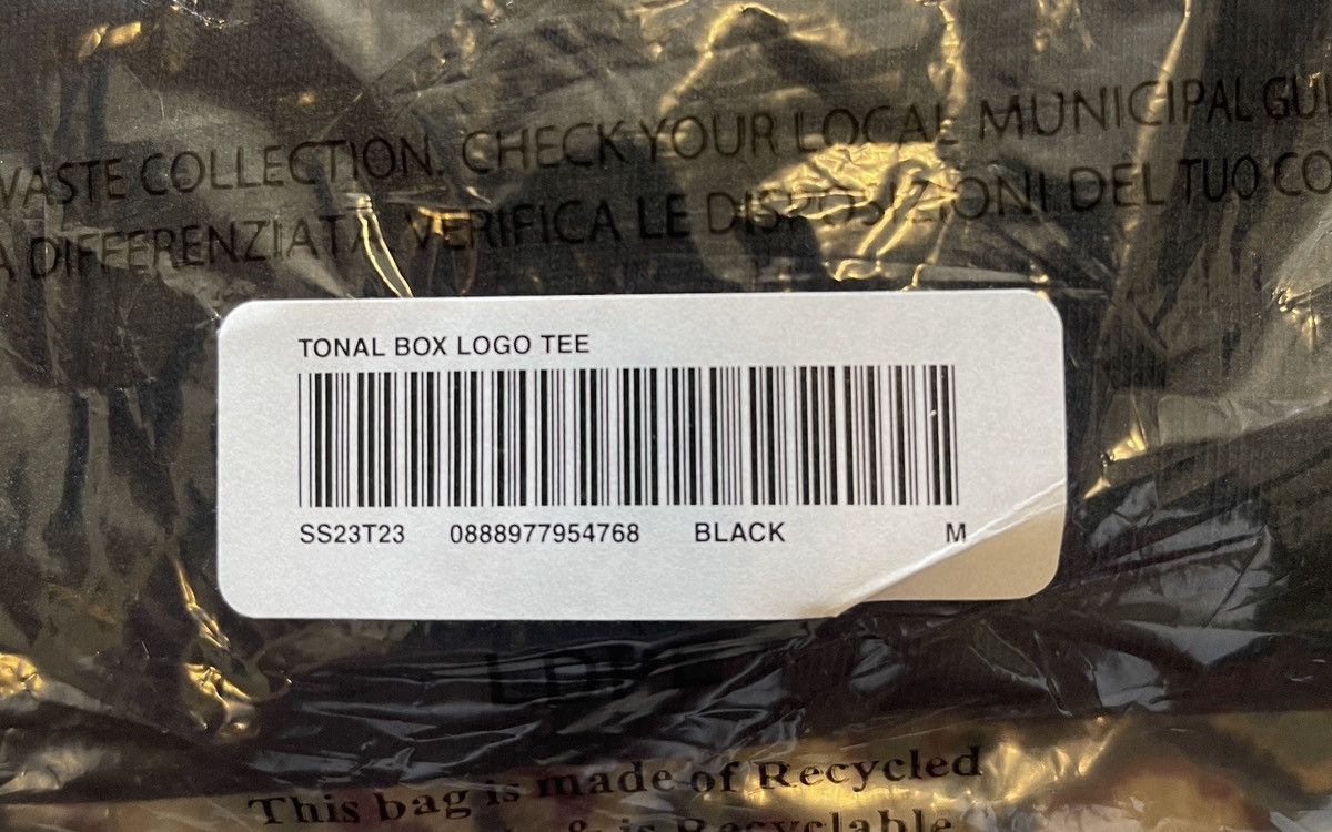 Supreme Supreme Tonal Box Logo Size US M / EU 48-50 / 2 - 4 Thumbnail