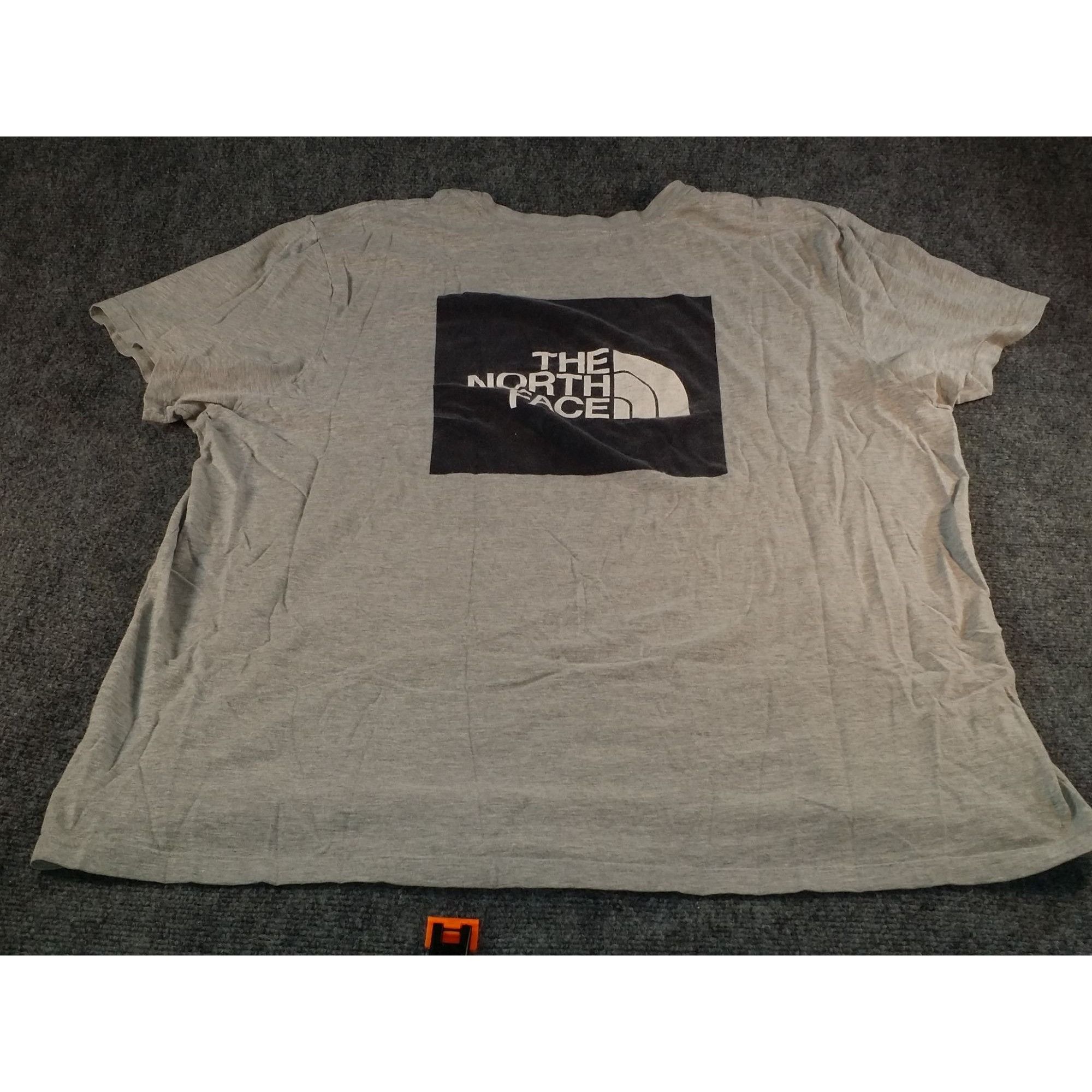 The North Face The North Face Tshirt Men Sz XXL Short Sleeve Box Logo Gray Size XXL / US 16-18 / IT 52-54 - 8 Thumbnail