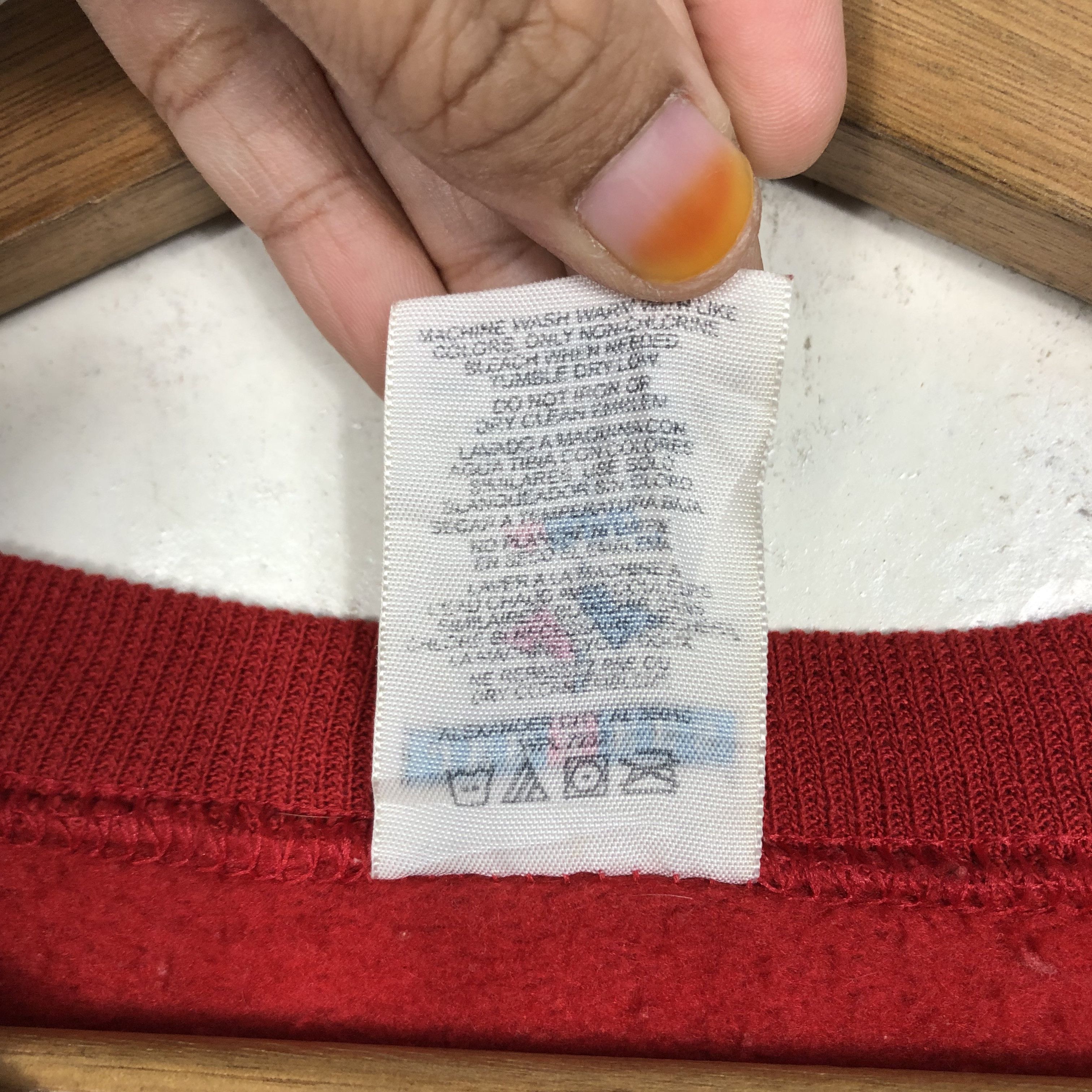 Vintage 📌Vintage Sweatshirt Peace on Earth Christmas Theme Size US M / EU 48-50 / 2 - 12 Thumbnail
