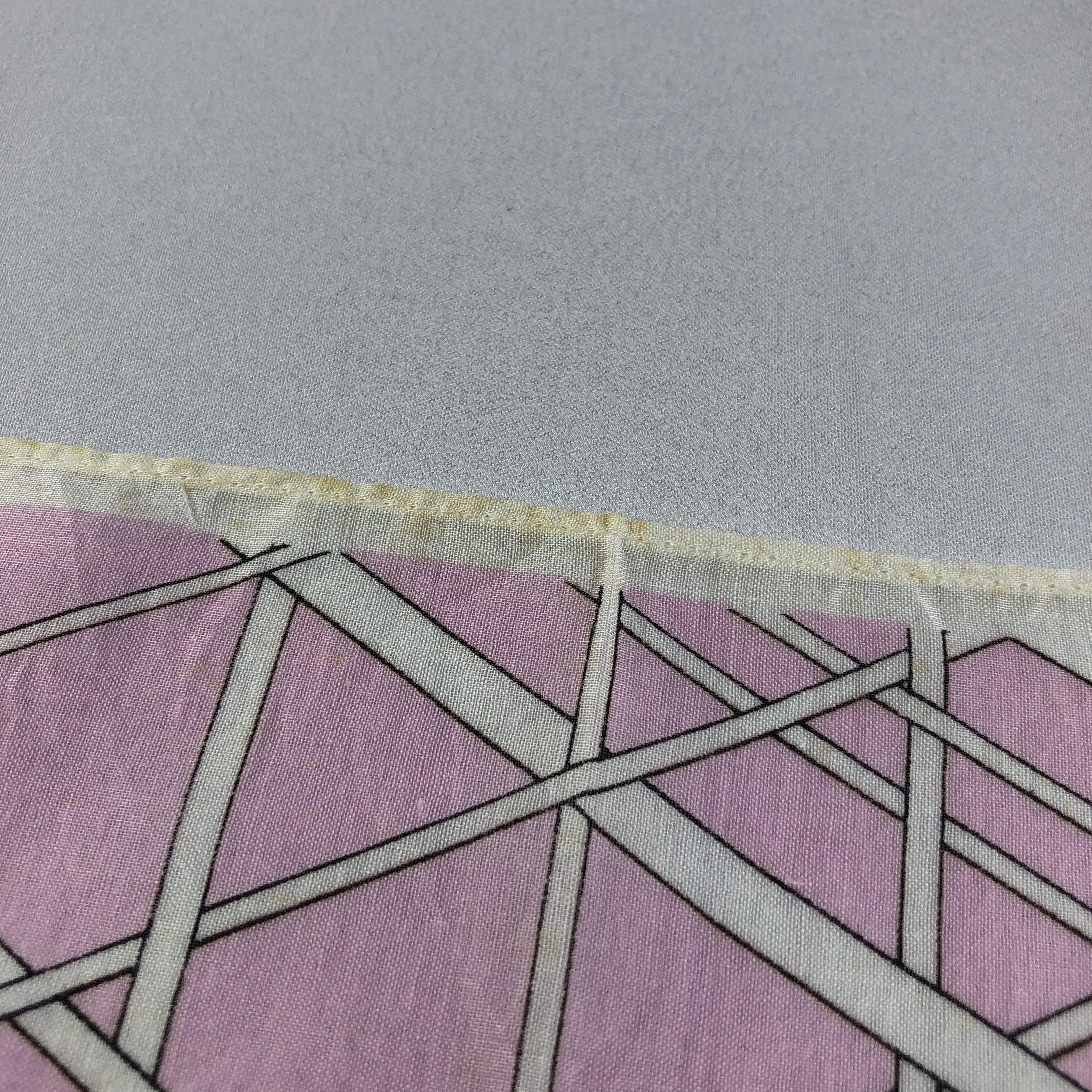 Hanae Mori Hanae Mori Handkerchief Neckerchief Bandana H1842 Size ONE SIZE - 9 Thumbnail