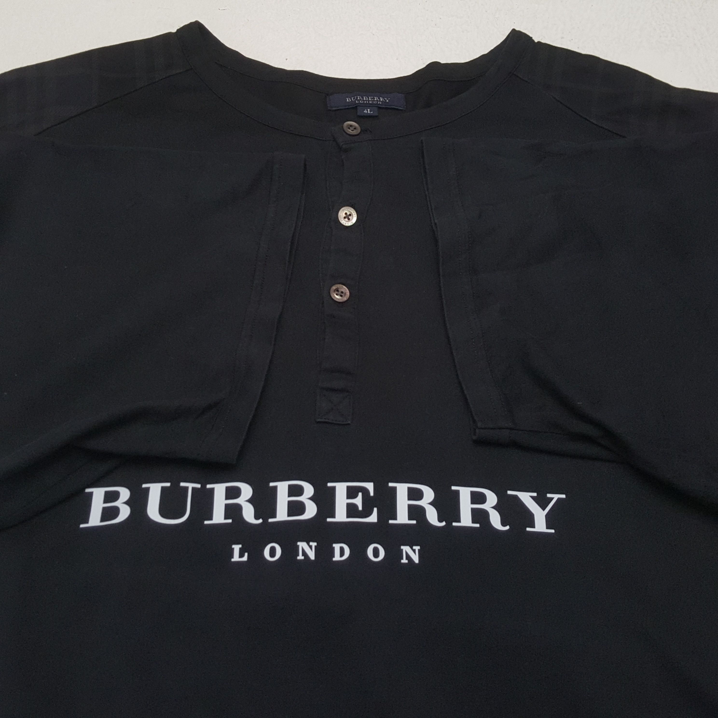 Burberry × Vintage BURBERRY LONDON Fashion Brand Custom Art Tshirt C285N9 Size US XL / EU 56 / 4 - 7 Thumbnail