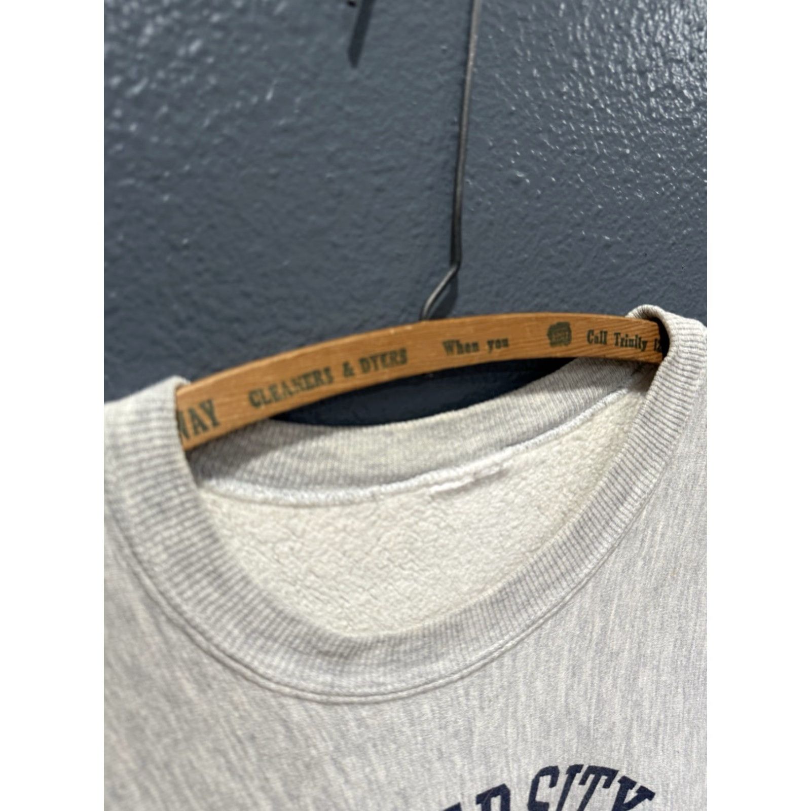 Vintage VINTAGE University Sweatshirt L Gray Reversible 80s Pullover Men Size US L / EU 52-54 / 3 - 2 Thumbnail