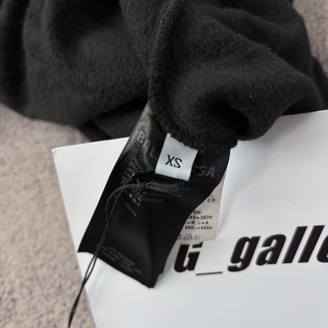 Balenciaga Balenciaga Sporty B Sweat Shorts Size US 28 / EU 44 - 7 Thumbnail
