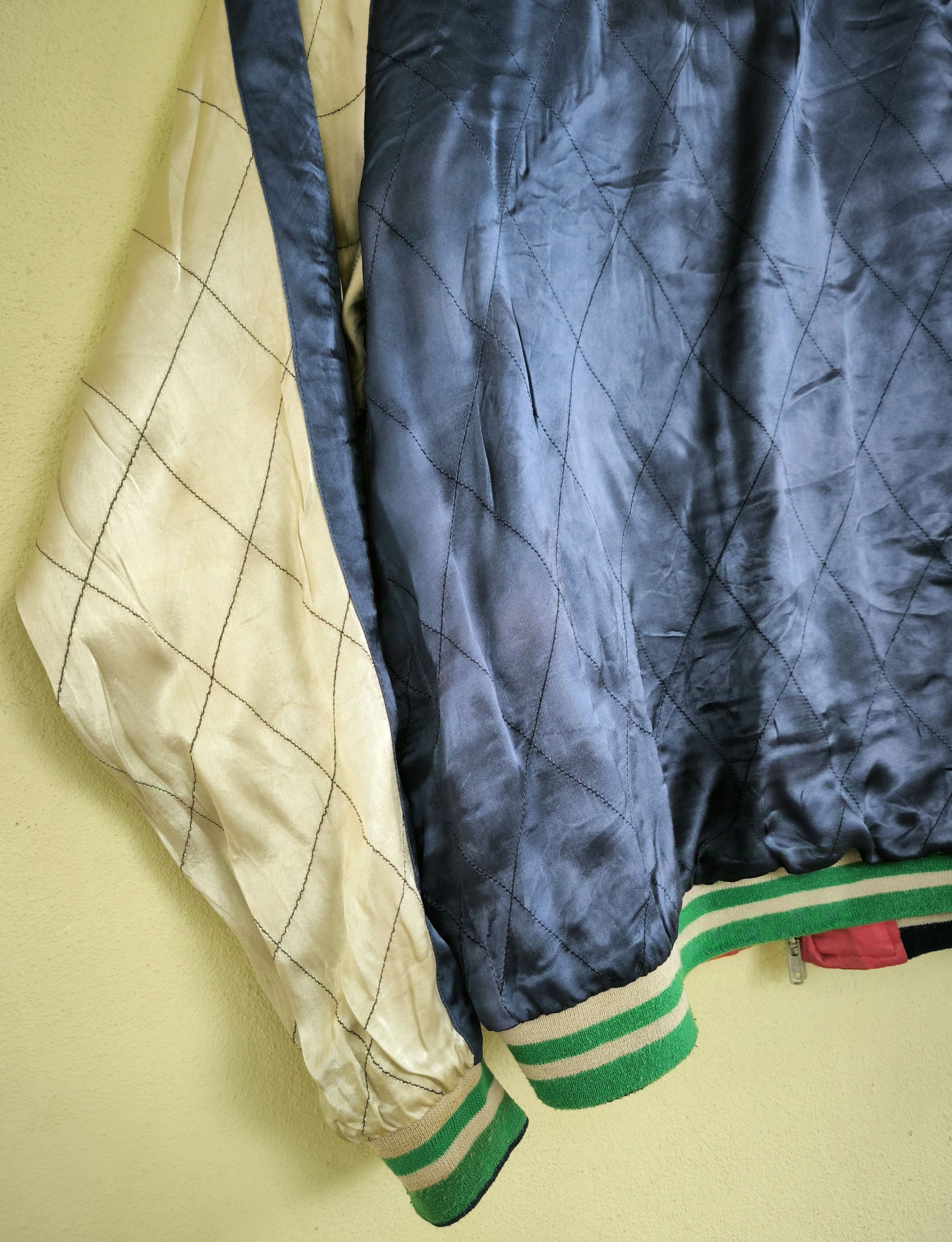 IOLANI Vtg IOLANI reversible Sukajan souvenir satin jacket Size US L / EU 52-54 / 3 - 20 Thumbnail