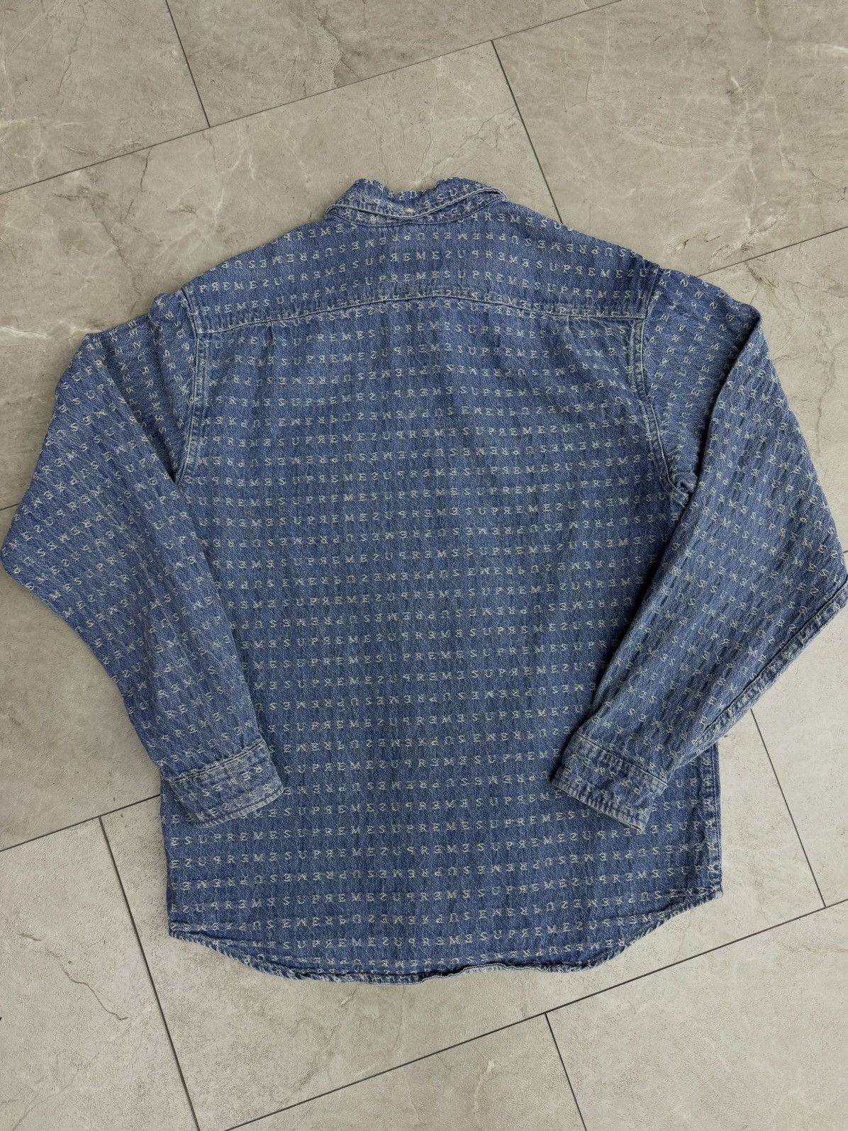 Supreme Supreme Jacquard Logo Denim Button Shirt Size US M / EU 48-50 / 2 - 3 Thumbnail