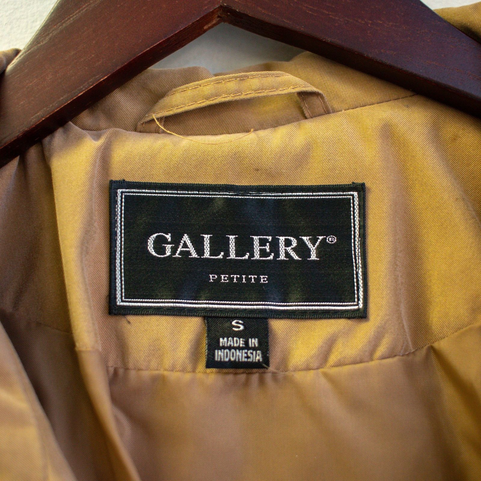 Vintage Gallery Vintage Beige Embroidered Windbreaker Size Small Size S / US 4 / IT 40 - 4 Thumbnail