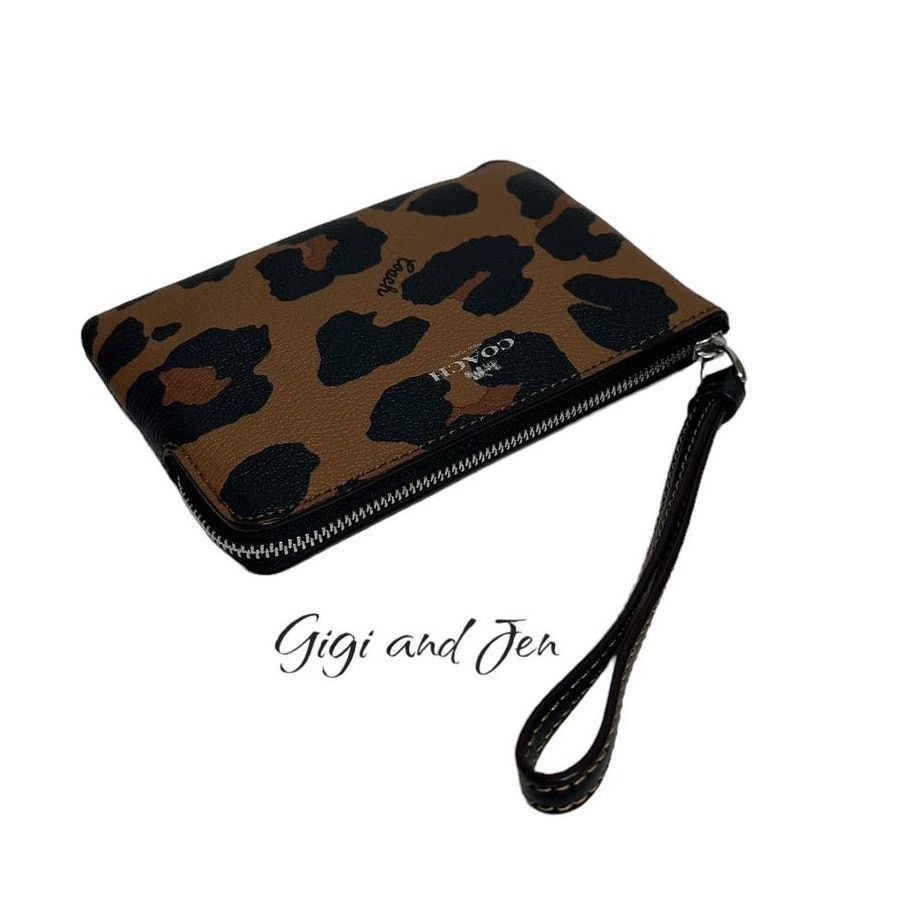 Coach Coach Corner Zip Wristlet With Leopard Print New Size ONE SIZE - 3 Thumbnail