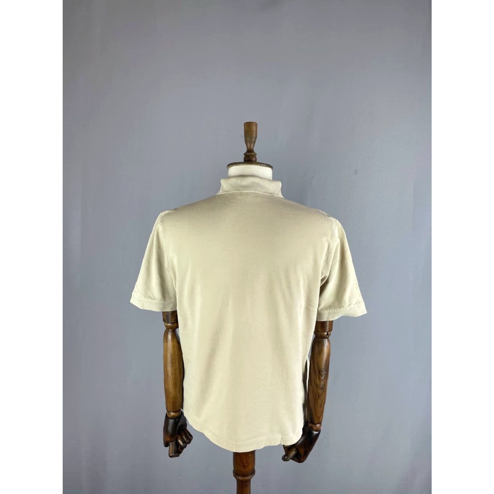 Valentino Valentino Polo Shirt Mens Size L Beige Cotton Short Sleeve Collared Button Shirt Polo Size US L / EU 52-54 / 3 - 2 Thumbnail