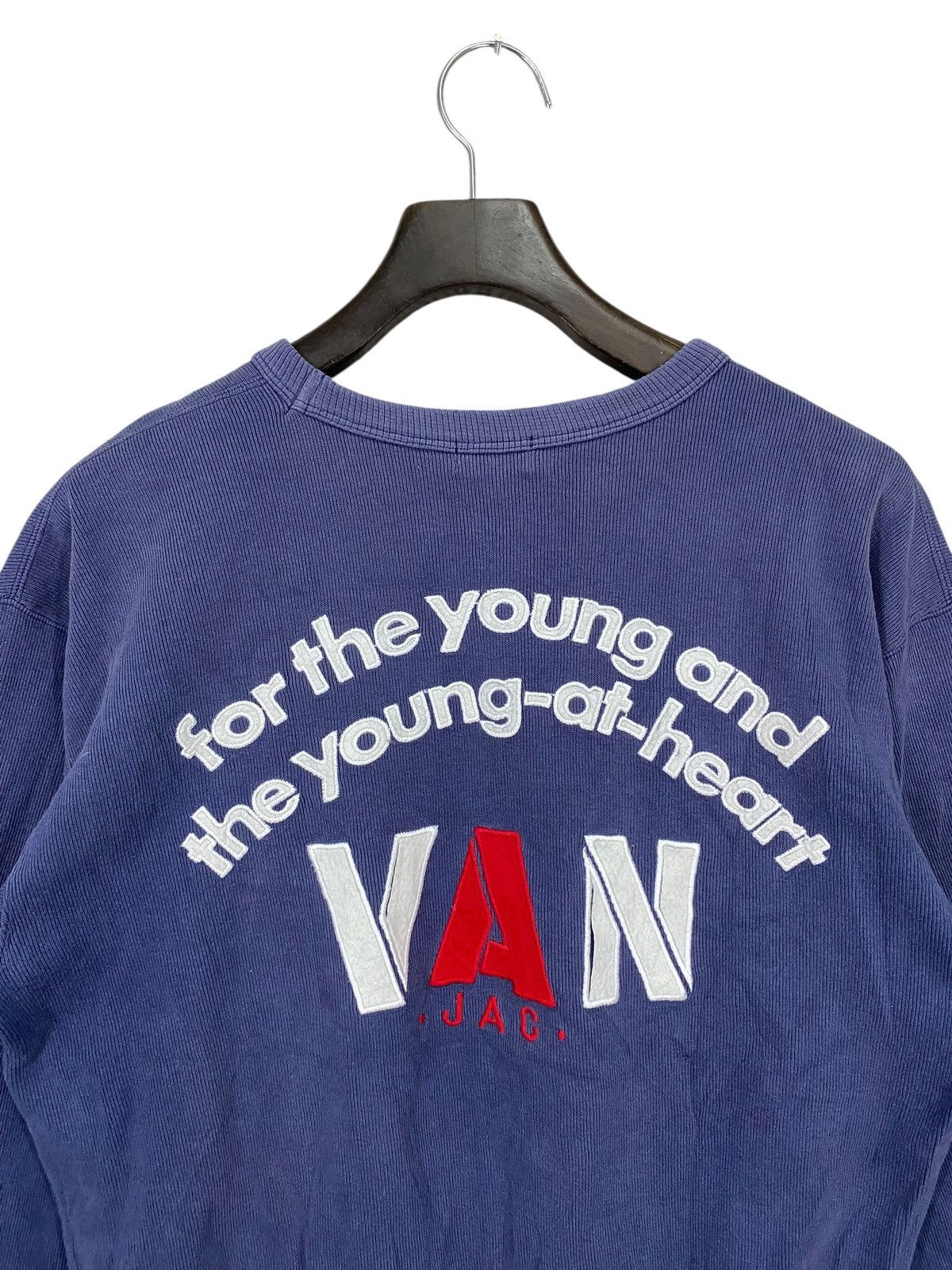 Vans Vintage streetwear vans sweatshirt crewneck Size US L / EU 52-54 / 3 - 3 Thumbnail
