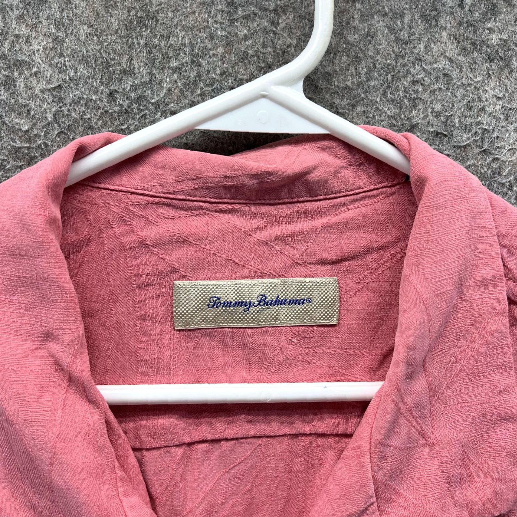 Tommy Bahama VINTAGE Tommy Bahama Shirt Mens XL Pink Silk Camp Short Sleeve Button Front Casual Size US XL / EU 56 / 4 - 3 Thumbnail