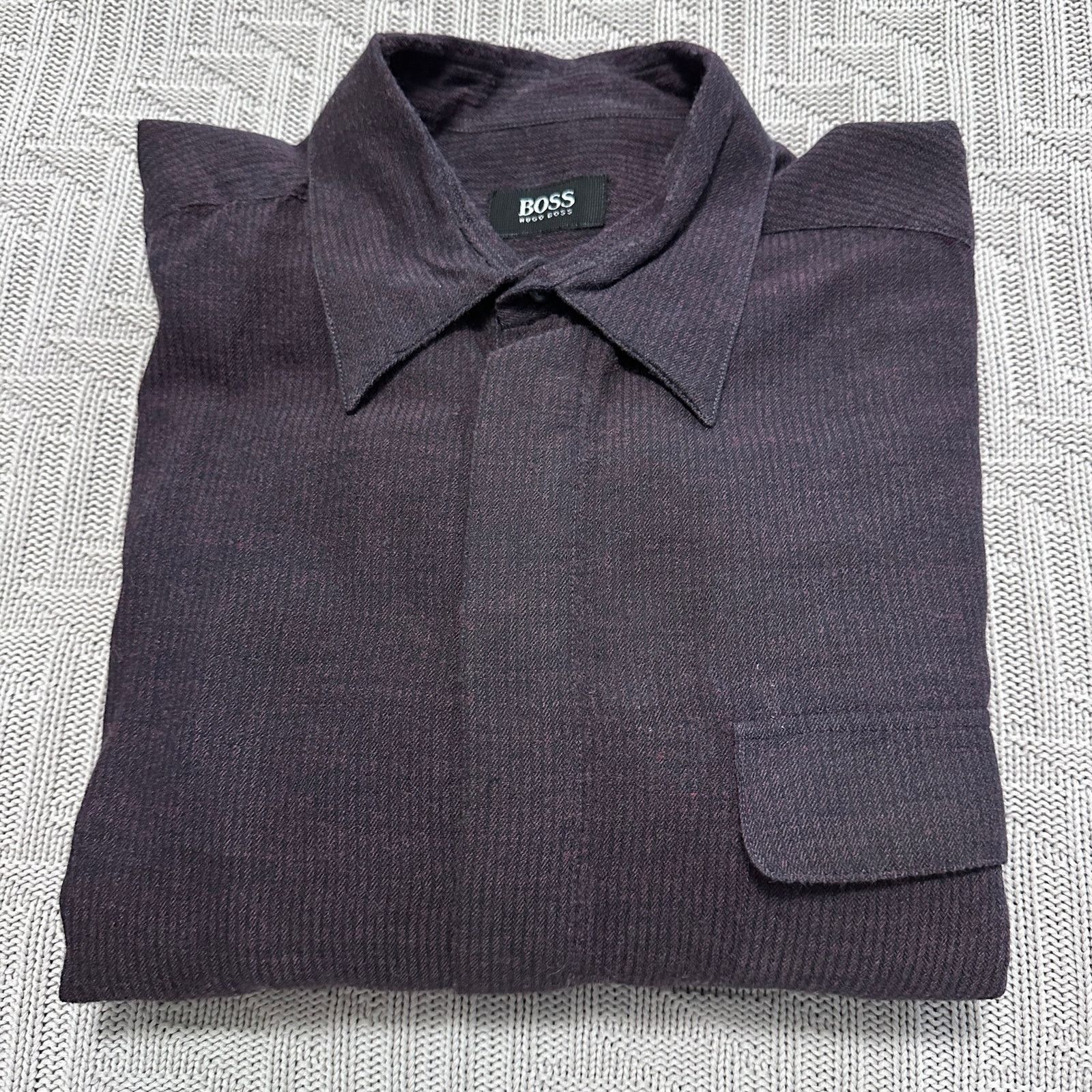 Hugo Boss Hugo Boss dark gray textured work shirt button down size L Size US L / EU 52-54 / 3 - 1 Thumbnail