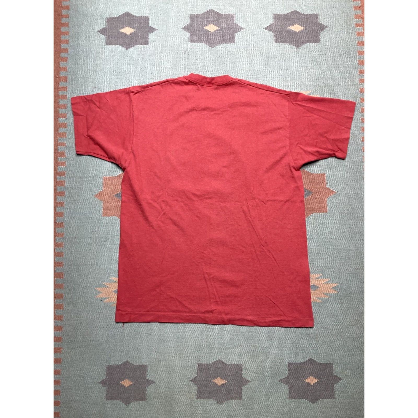 Vintage VINTAGE 90s Looney Tunes T-Shirt Attitude Inc Cartoon Taz Tweety Sylvester XL Men Red Shirt Size US XL / EU 56 / 4 - 7 Thumbnail