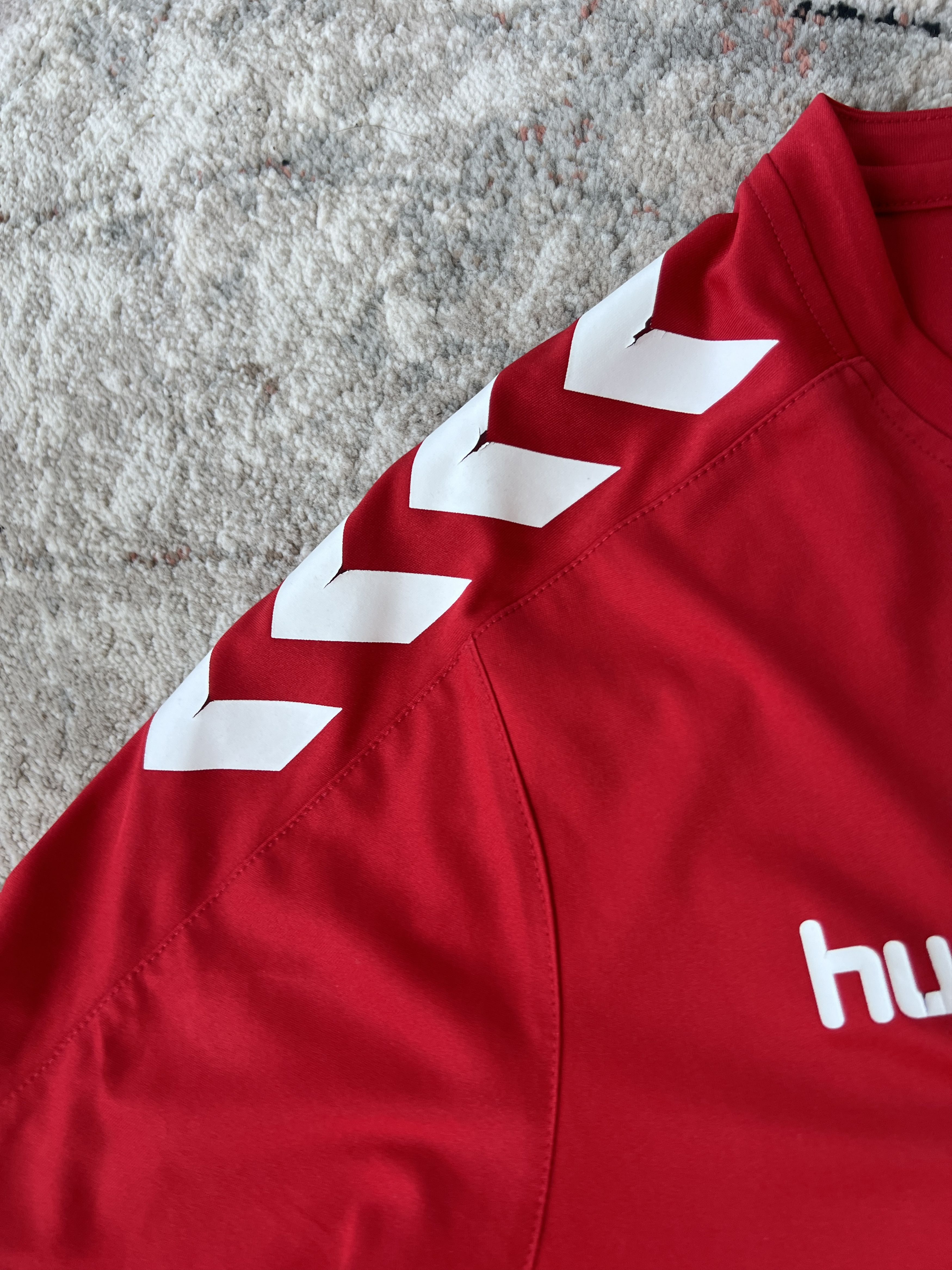 Hummel Hummel Bohemian Football Jersey Size US S / EU 44-46 / 1 - 14 Thumbnail
