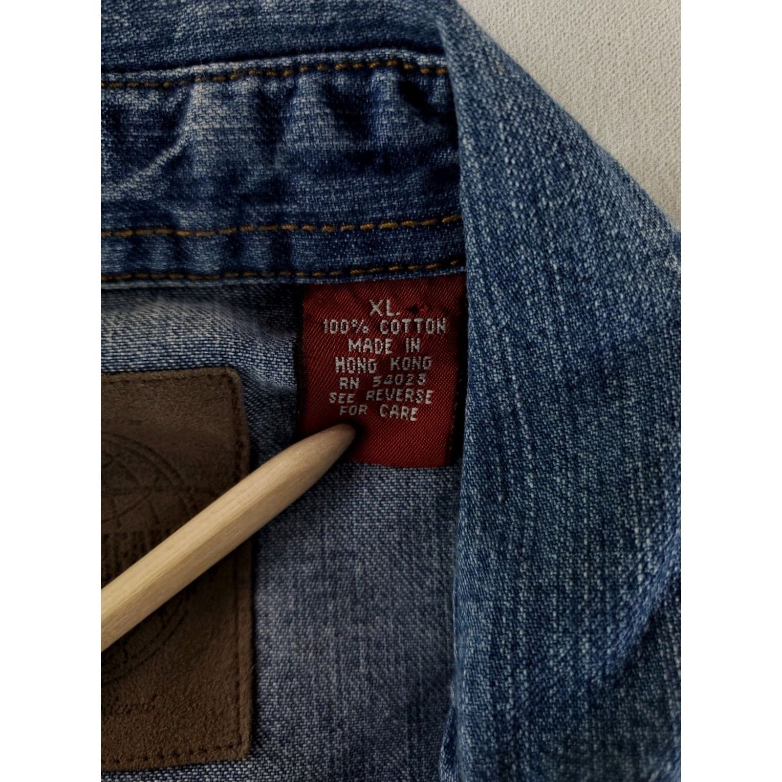 Gap VINTAGE Gap Shirt XL Mens Long Sleeve Denim Pearl Snap Blue 90s Western Button-Up Size US XL / EU 56 / 4 - 4 Thumbnail