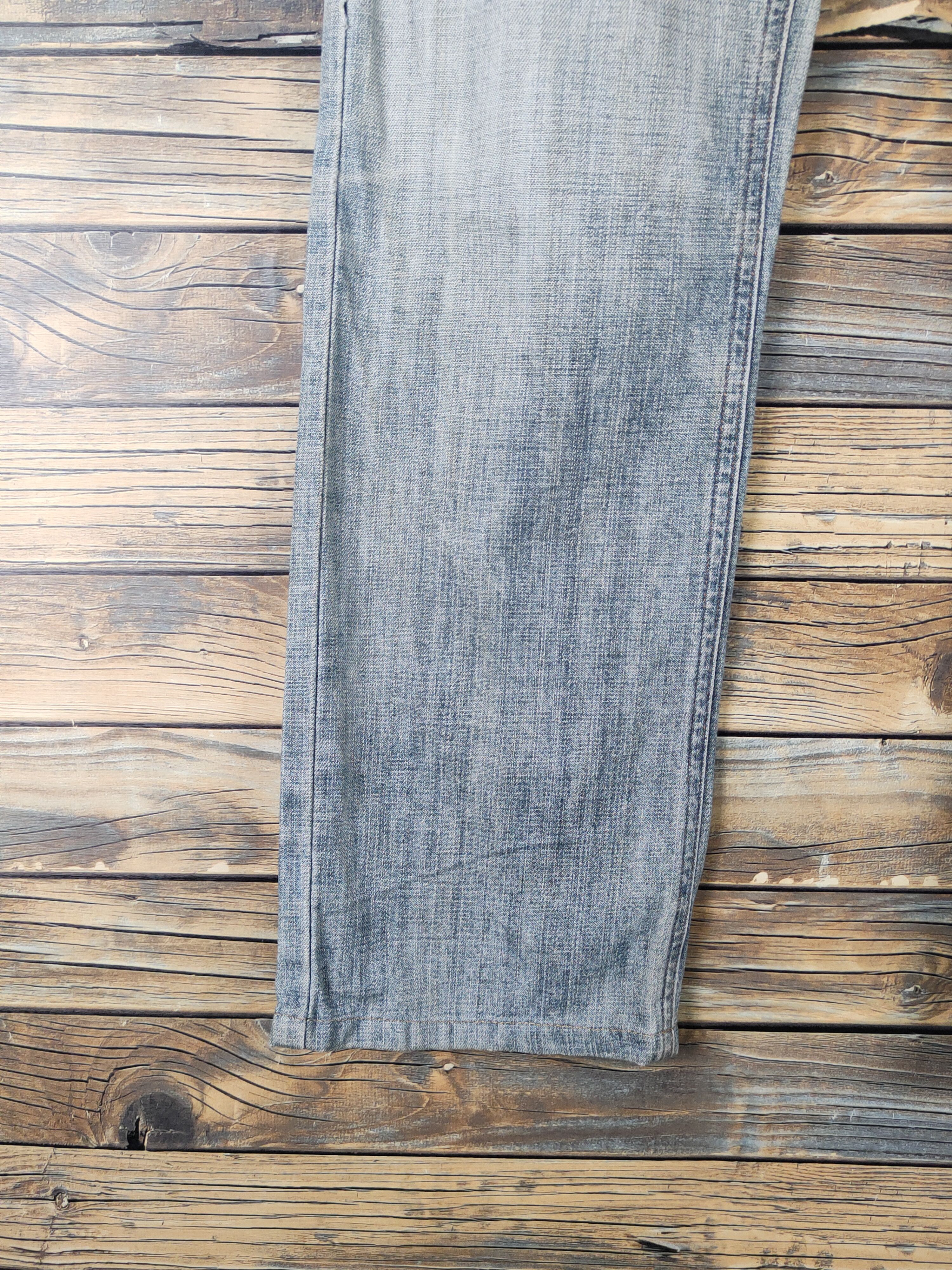 Burberry Burberry Blue Faded Distressed Ripped denim Jeans #W2062 Size US 29 - 4 Thumbnail