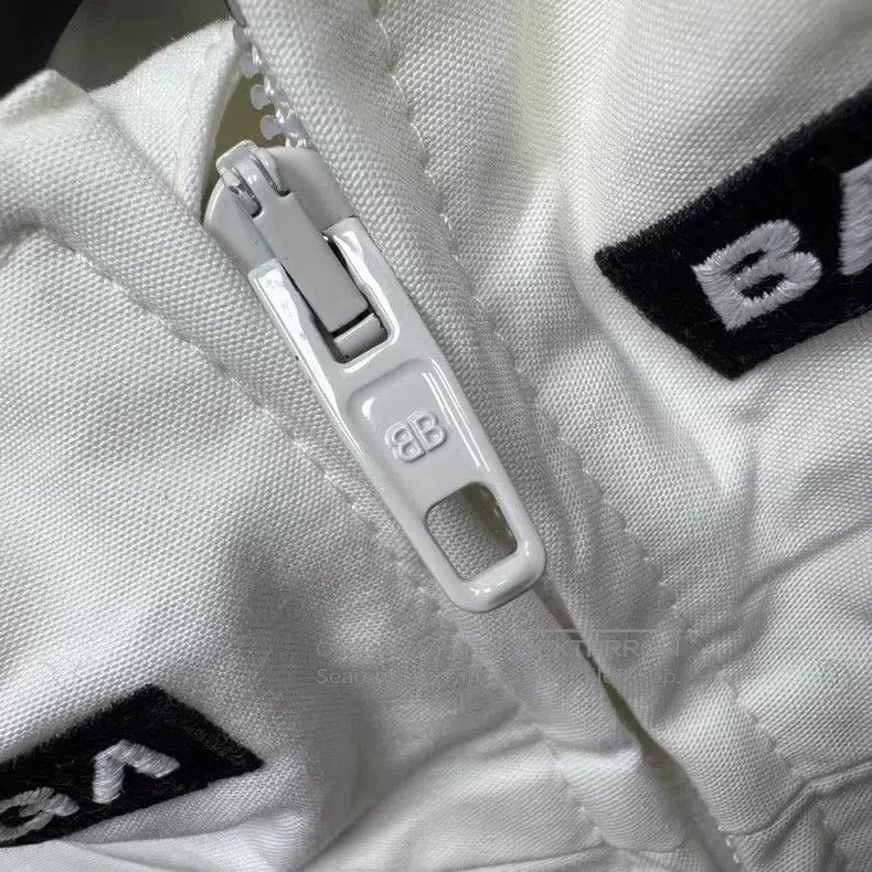 Balenciaga Balenciaga White Racing LOGO Embroidered Zipper Windbreake Size US XS / EU 42 / 0 - 2 Thumbnail