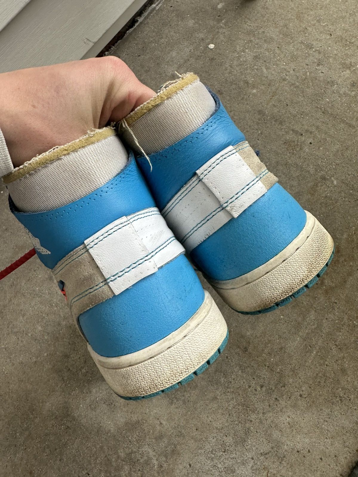 Jordan Brand × Off-White Nike Air Jordan 1 High OG Off-White UNC size 10.5 Size US 10.5 / EU 43-44 - 4 Thumbnail