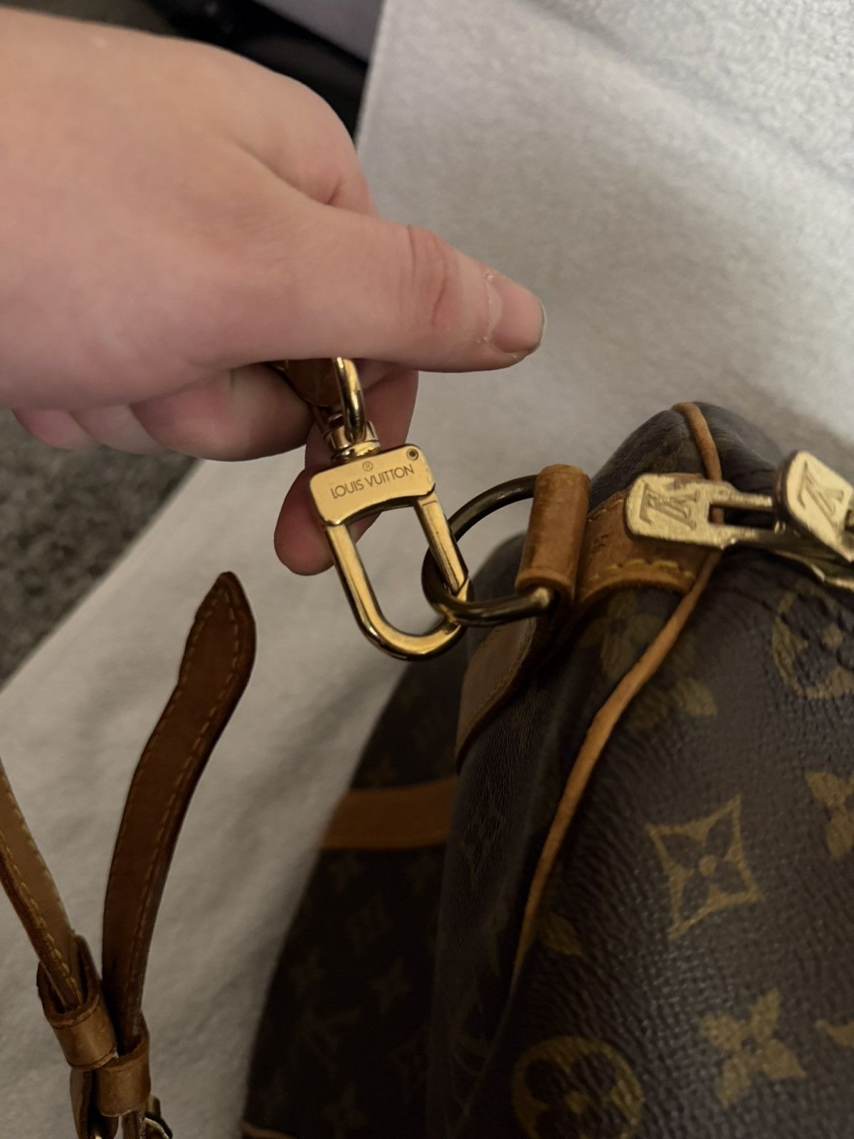 Louis Vuitton Louis Vuitton Keepall Size ONE SIZE - 2 Thumbnail