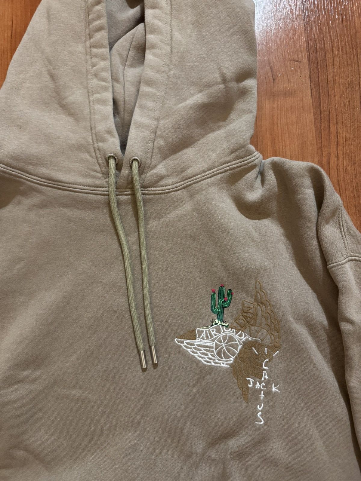 Jordan Brand × Travis Scott Travis Scott Cactus Jack x Jordan Nike Hoodie Tan Size XL Size US XL / EU 56 / 4 - 2 Thumbnail