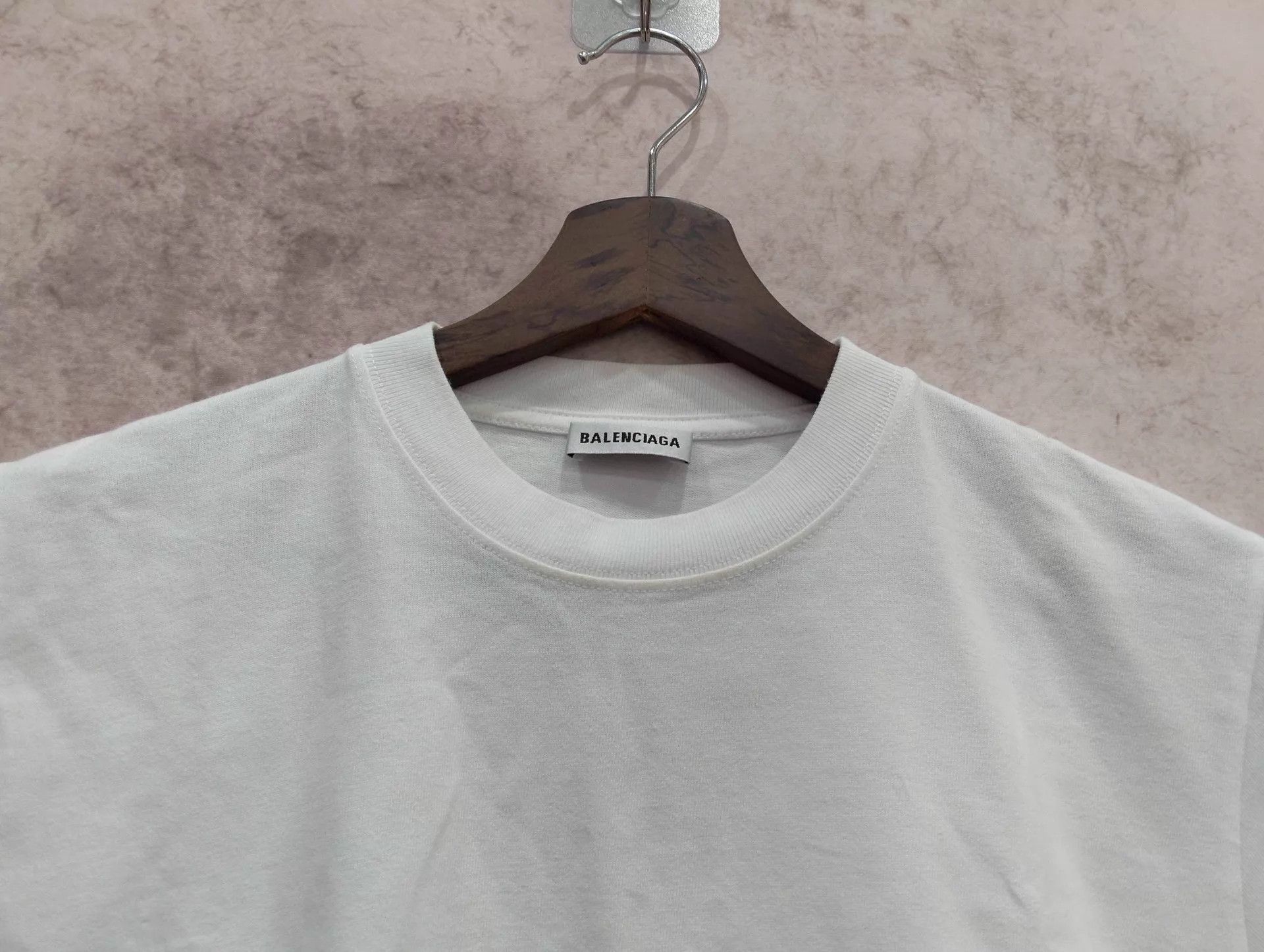 Balenciaga Balenciaga Women's Logo Print Crewneck Short Sleeve Tee M Size M / US 6-8 / IT 42-44 - 6 Thumbnail