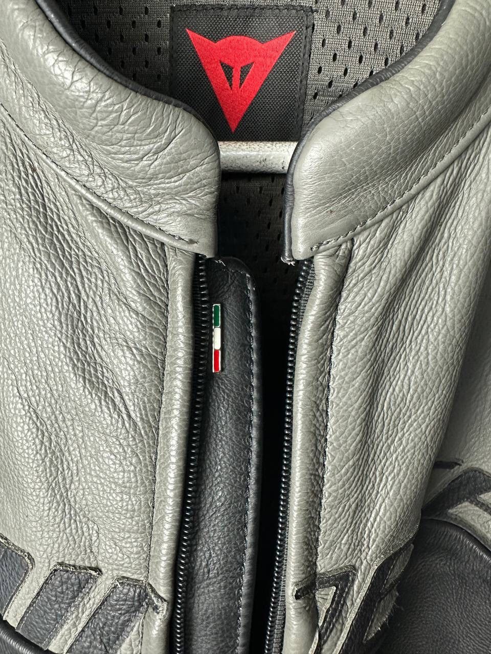 Dainese Dainese motorcycle biker leather jacket plus protection Size US XL / EU 56 / 4 - 11 Thumbnail
