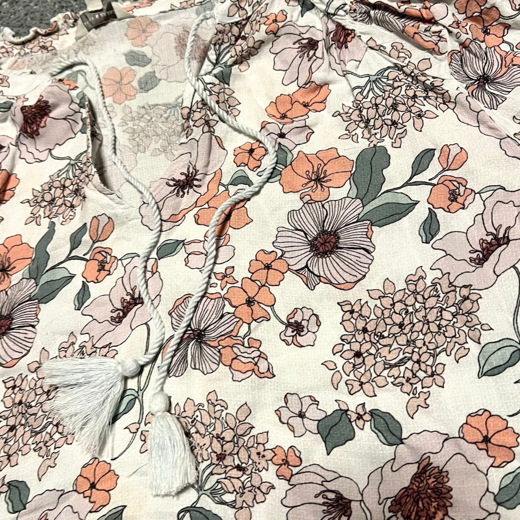 Lucky Brand Lucky Brand Shirt Women XL Lana Floral Print Tassel Blouse Size XL / US 12-14 / IT 48-50 - 2 Thumbnail