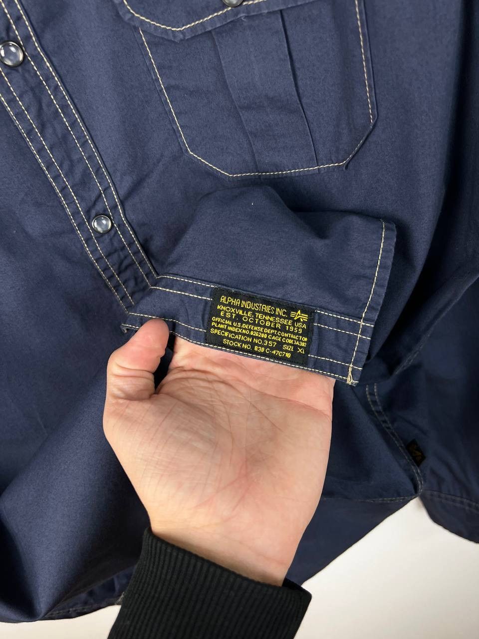 Alpha Industries Alpha Industries streetwear vintage Shirts size XL Size US XL / EU 56 / 4 - 6 Thumbnail