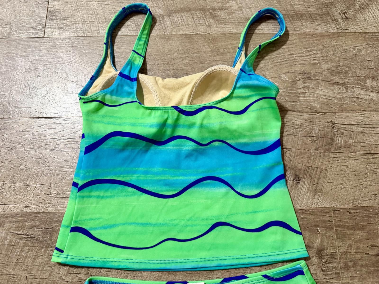Other Two-Piece Green and Blue Wave Pattern Tankini Swimsuit Size ONE SIZE - 6 Thumbnail