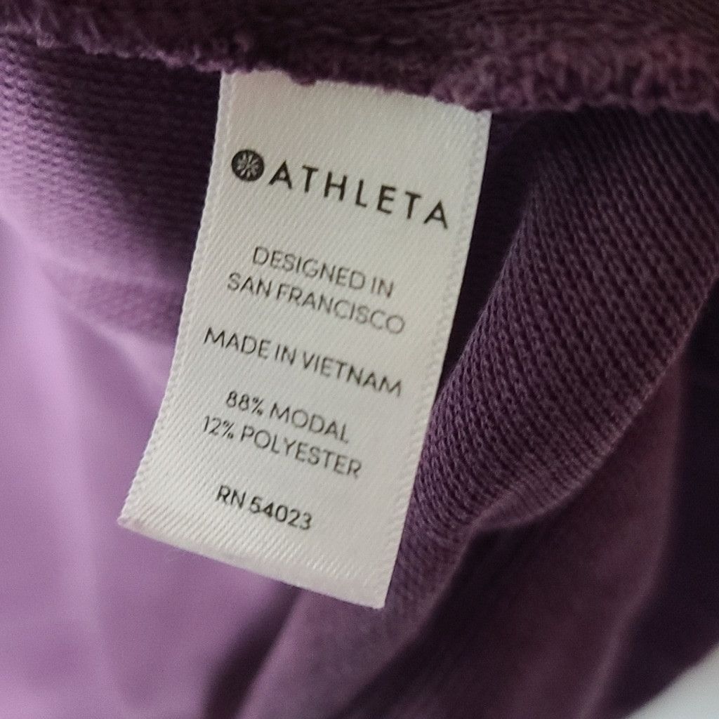 Athleta Athleta Serenity purple long sleeve workout sweatshirt sz S Size S / US 4 / IT 40 - 9 Thumbnail