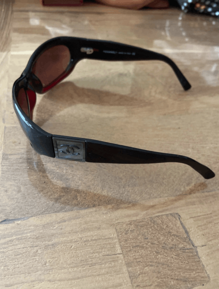 Chanel Chanel Sunglasses 5069 Rhinestone Logo Rimless Vintage Size ONE SIZE - 3 Thumbnail