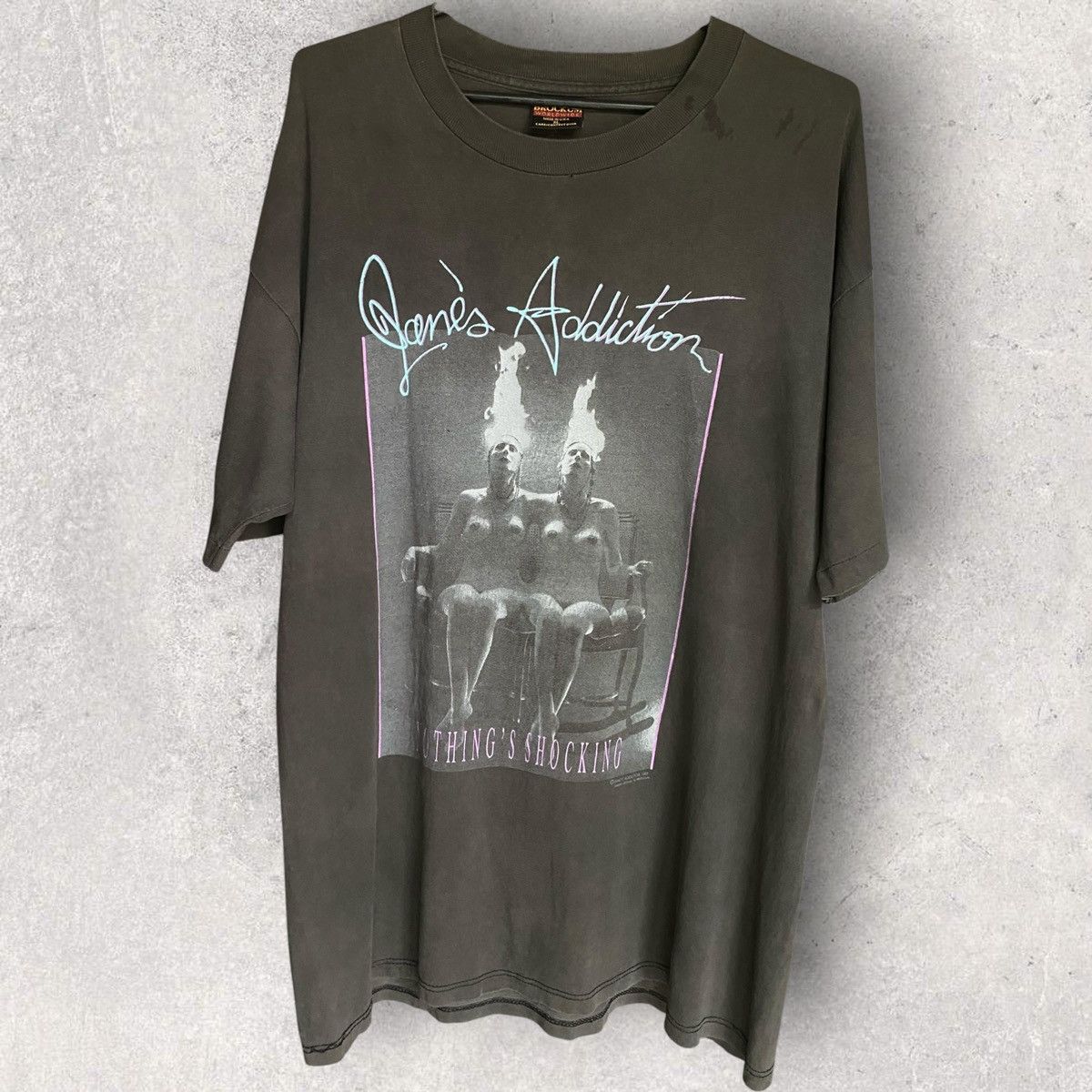 Band Tees Vintage 90’s Jane’s Addiction T Shirt Size US XL / EU 56 / 4 - 1 Thumbnail